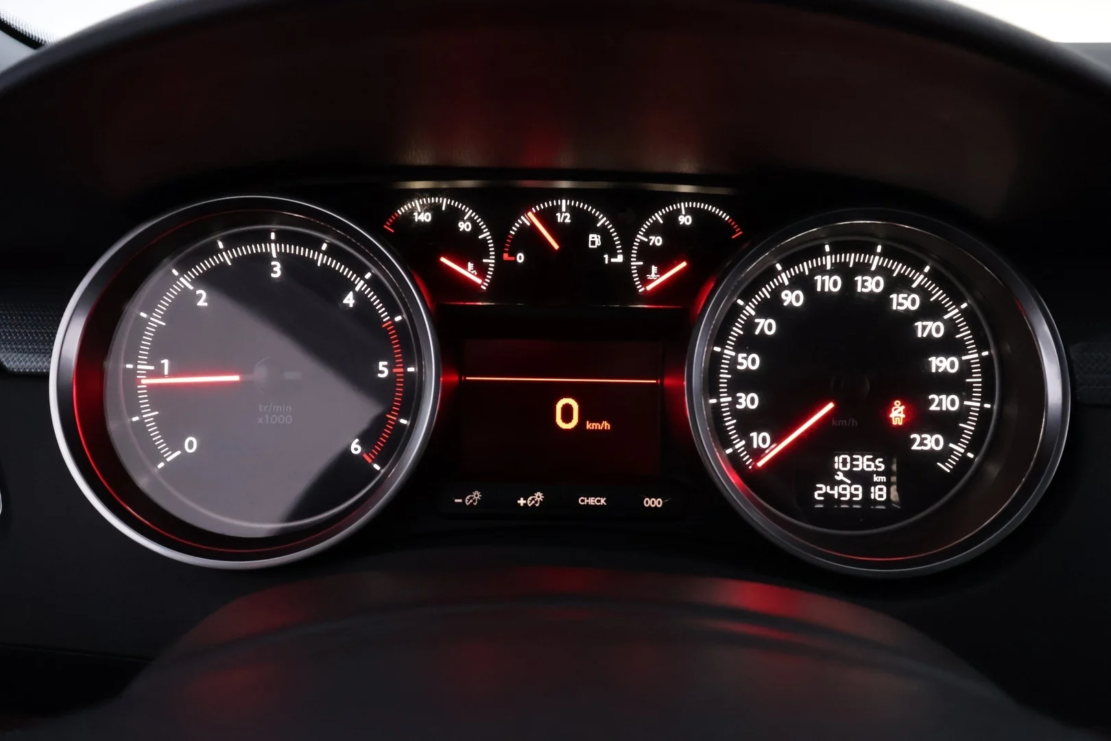 Car Image - 2rutqAn32AlBPOEljUgGSe