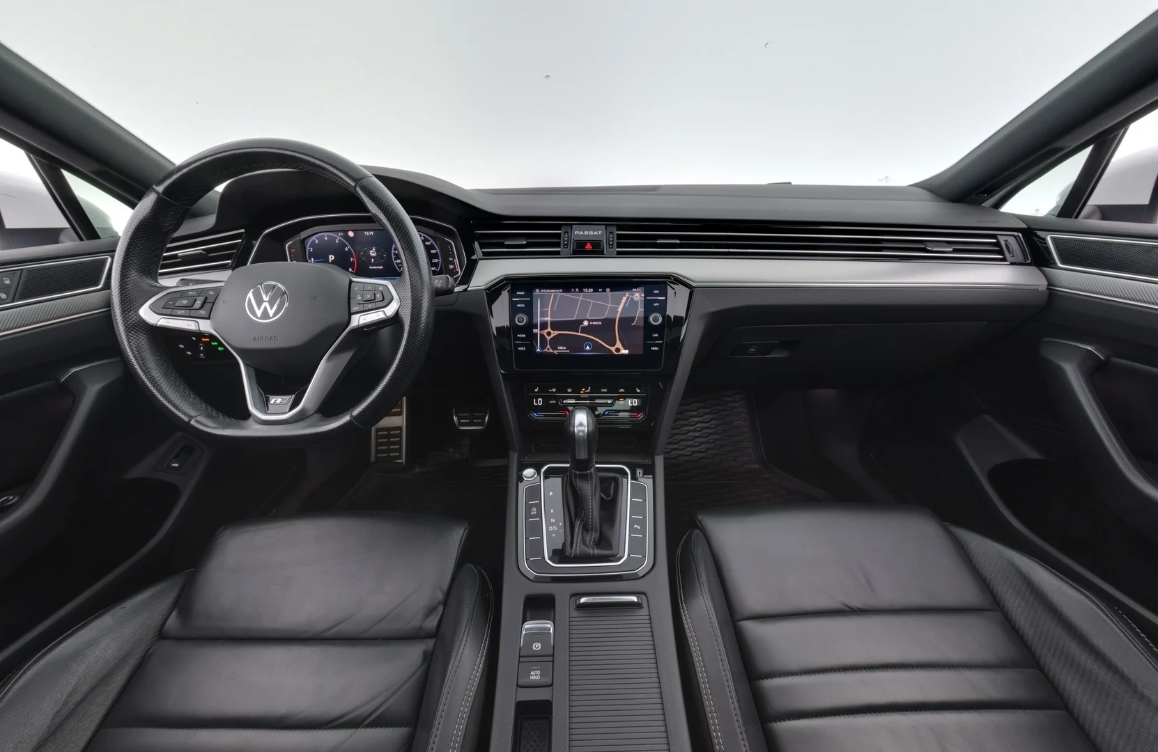 Car Image - 369VRJdeJZAlkSJy7P0O4N