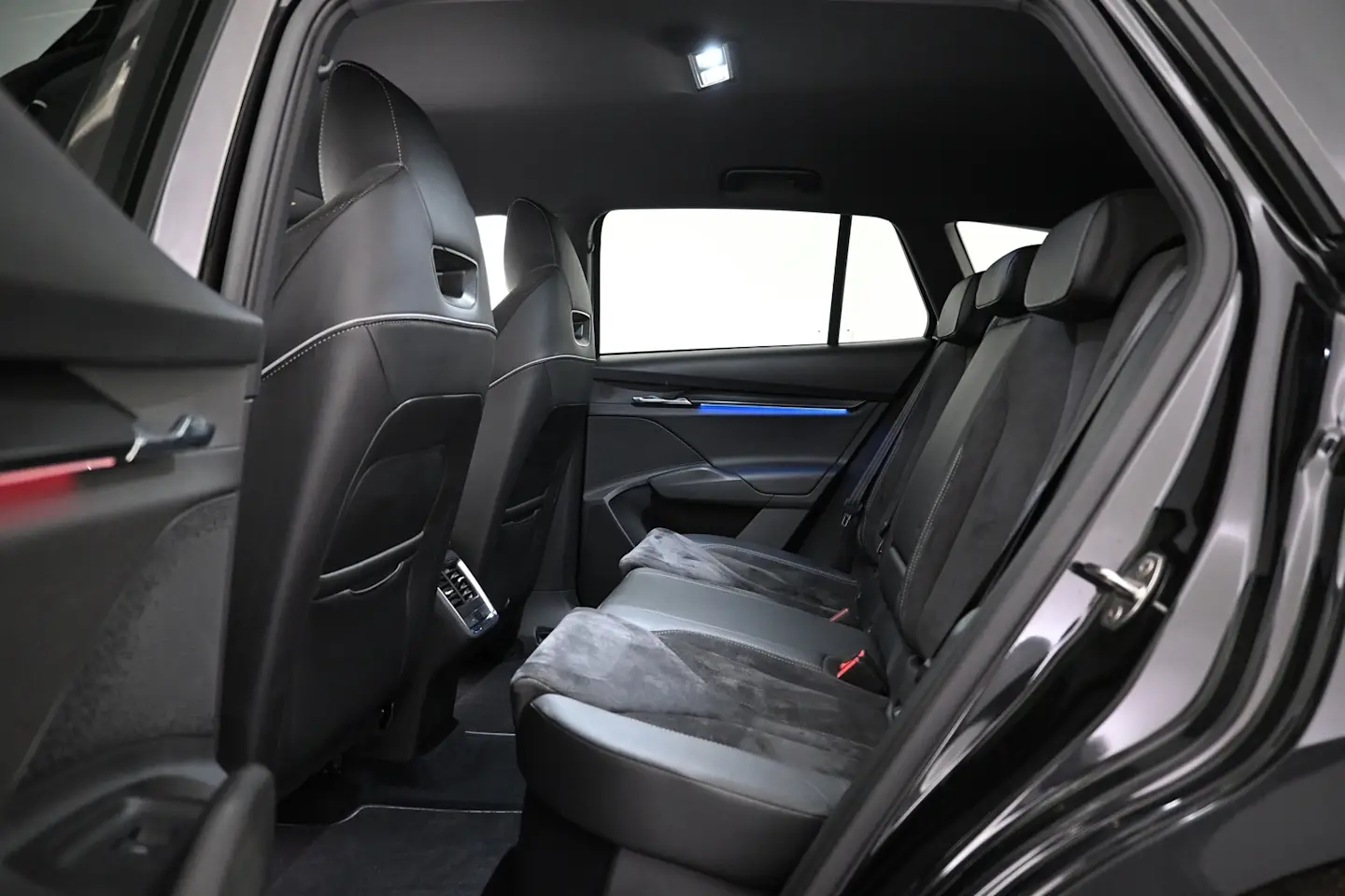Car Image - 5MFQQlVuCvIGzN1RT7m8t9