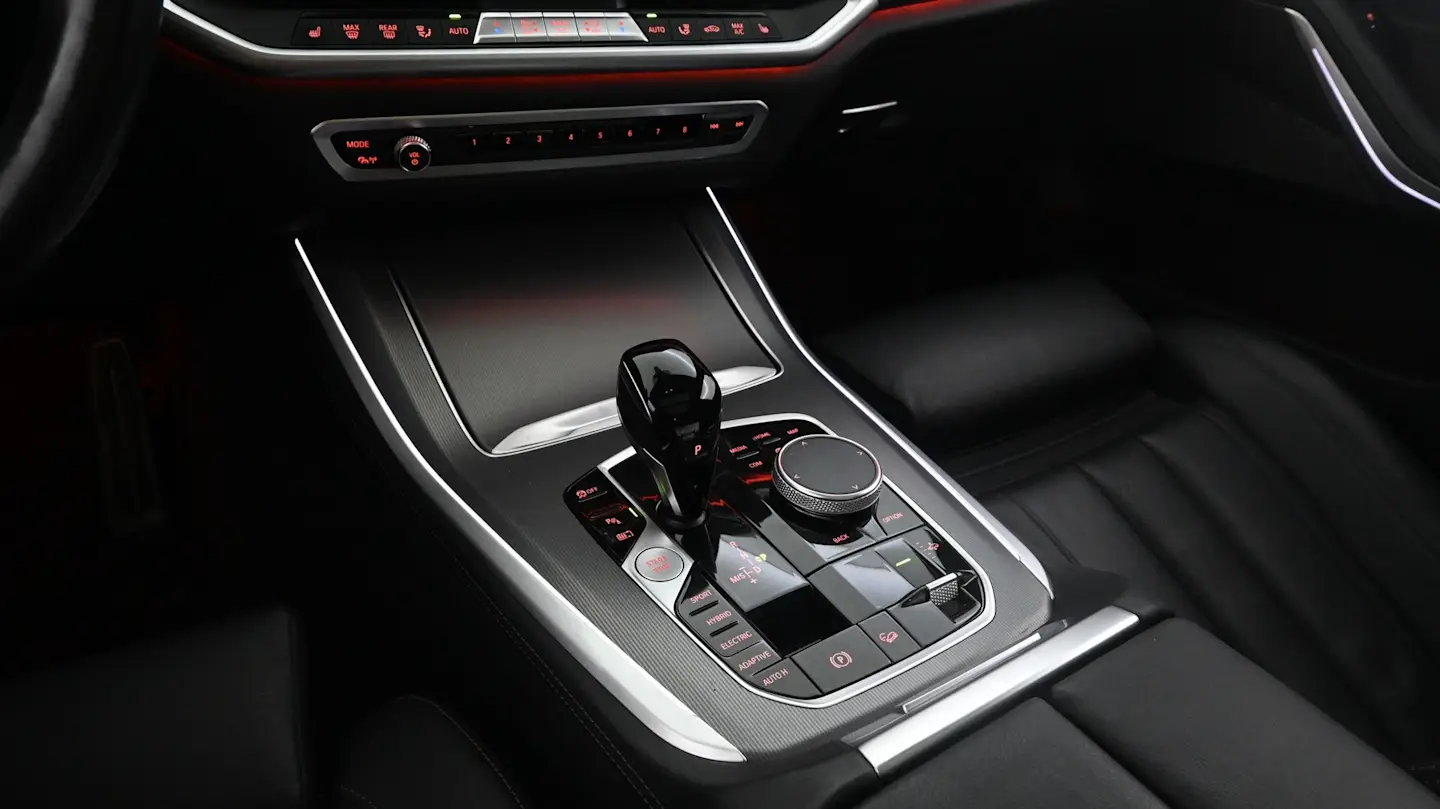 Car Image - 3ijuNtmxH71LSw5yiGF2UD