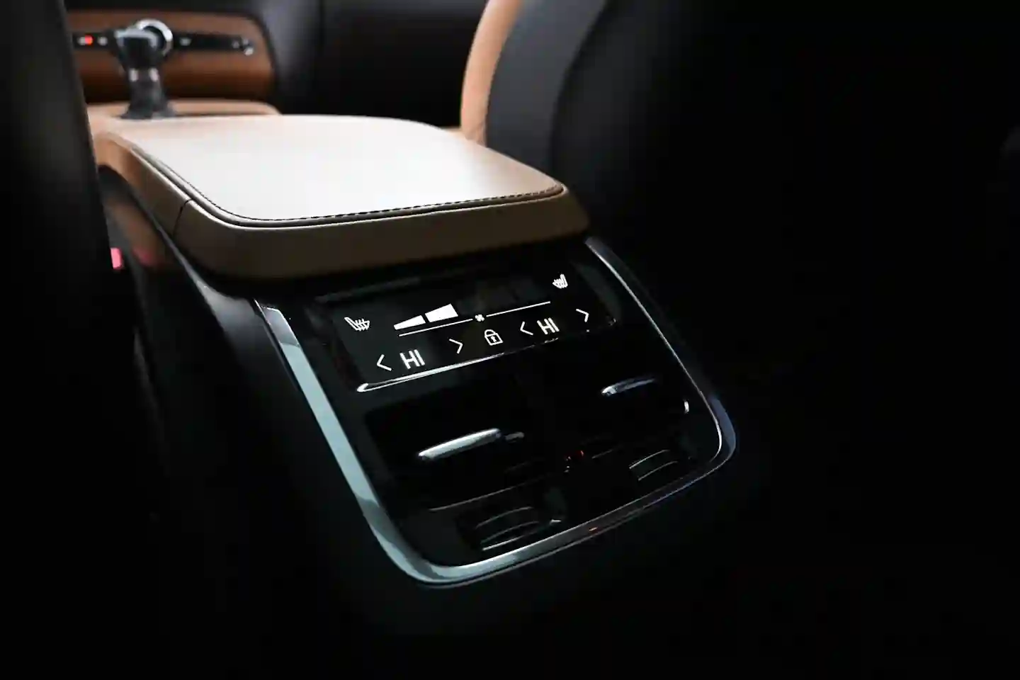 Car Image - 6WIDMzI64U3Fhi0rDoo4XV