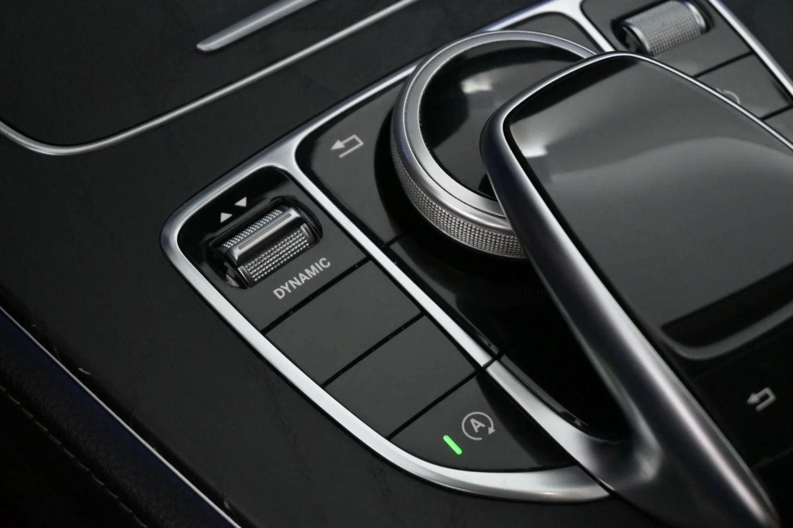 Car Image - 1NRN8ztMyKFo7K7lu4a6GN