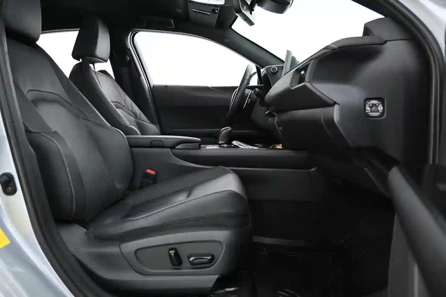 Car Image - 57RzJlh4rqDrkHnAkrcz8n