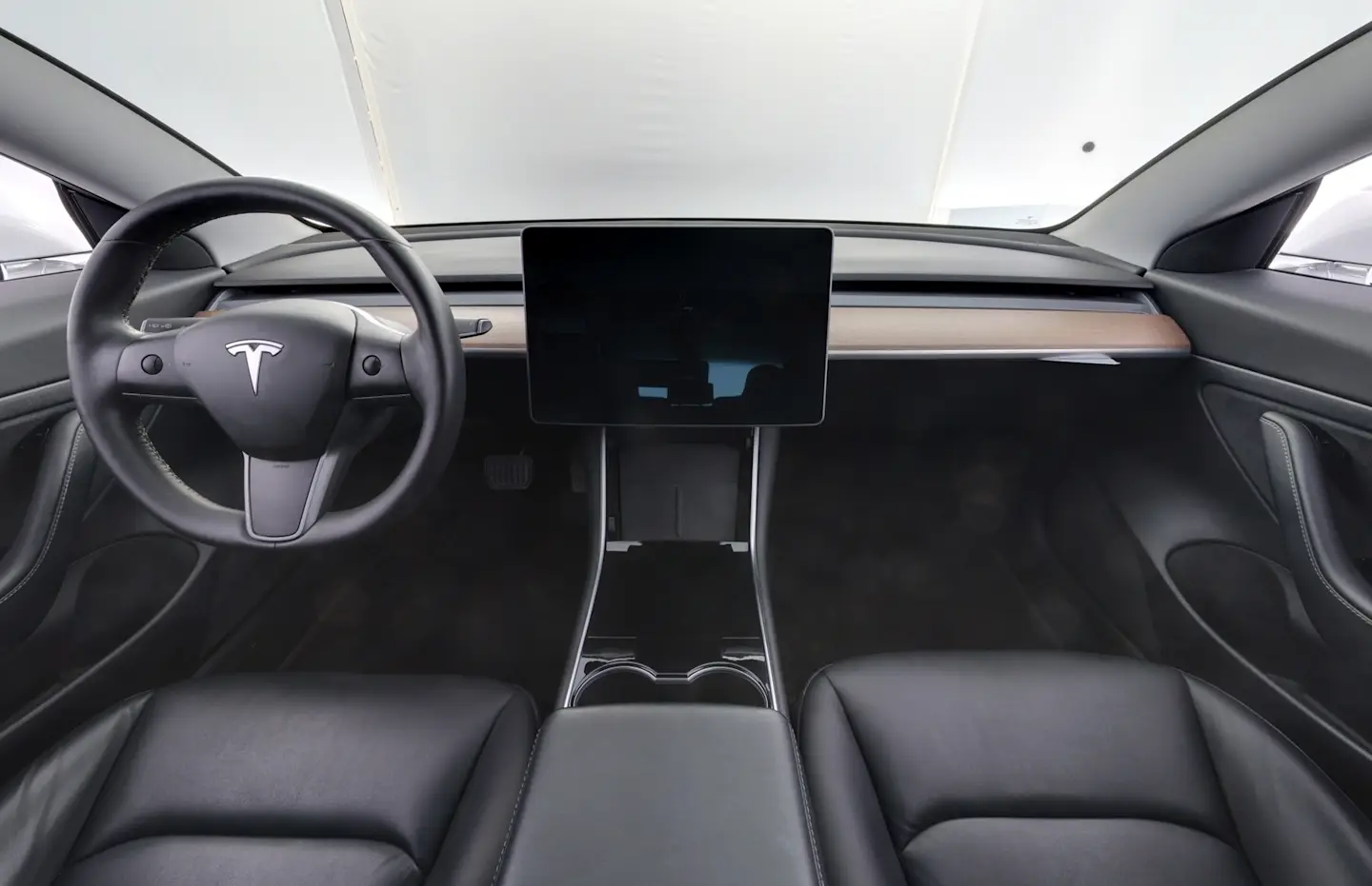 Car Image - 7vwJO3nUxQC7Z0RNCU2Brs