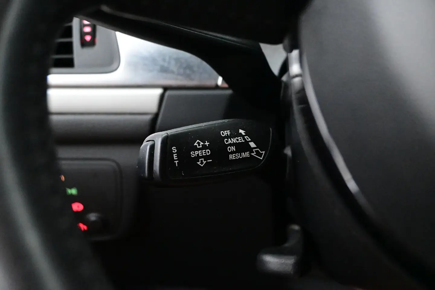 Car Image - 5fEyxNKBZ3o1Ebz3iD7k3B