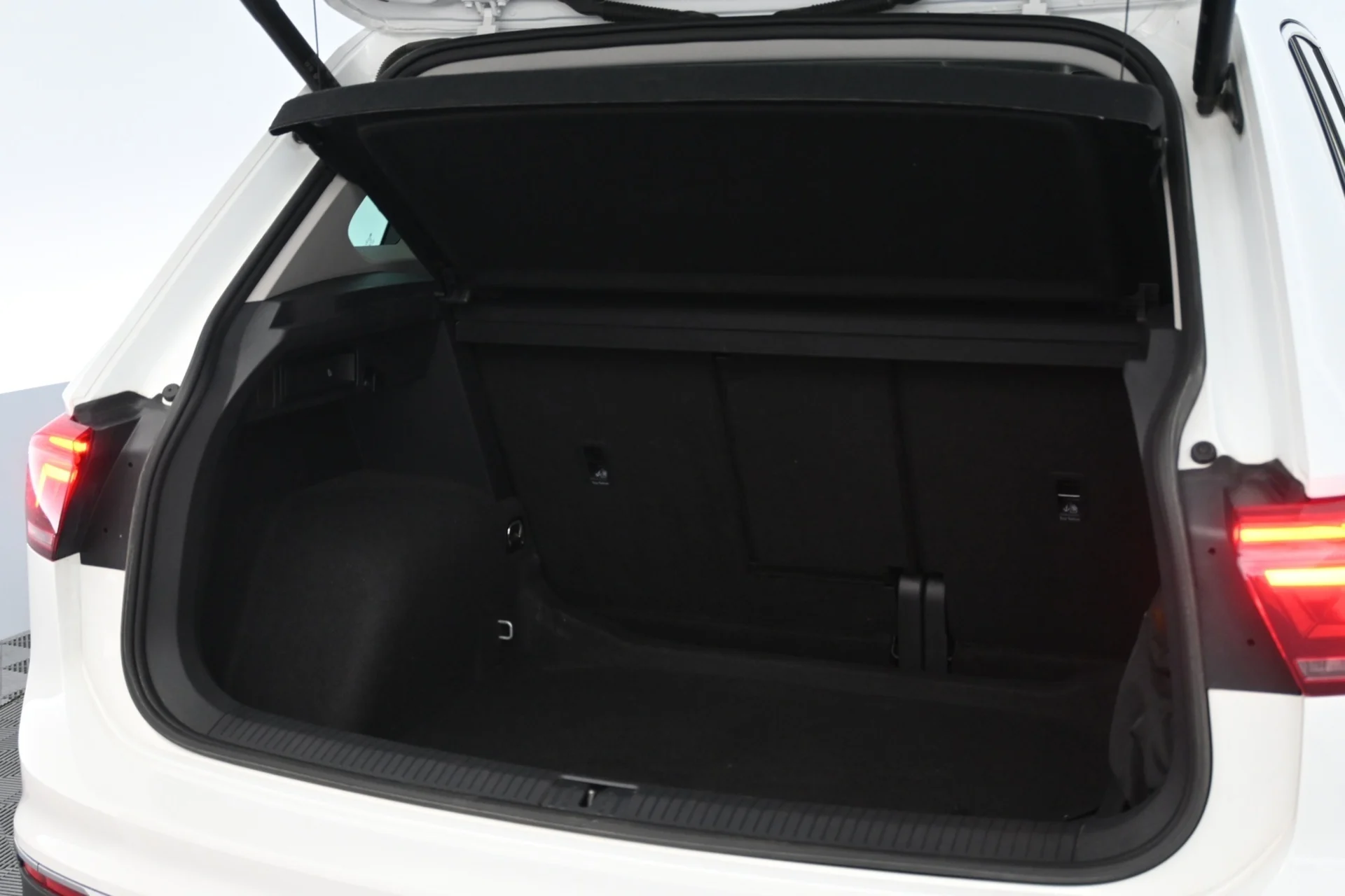 Car Image - 1MDQMv69anjWhttmJ2tJaQ