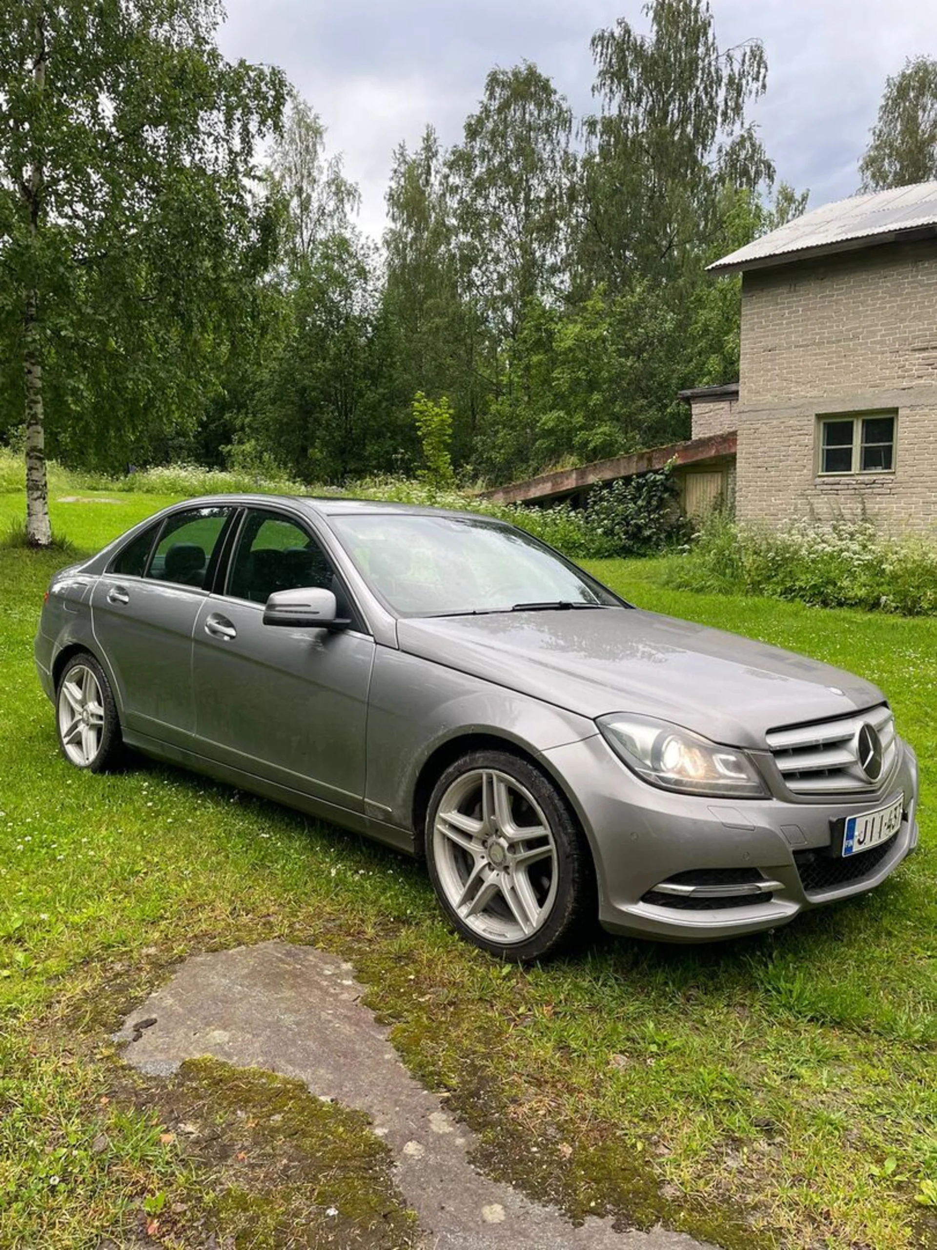 Car Image - 6HyFWTg98XYFSxuJQorKO4