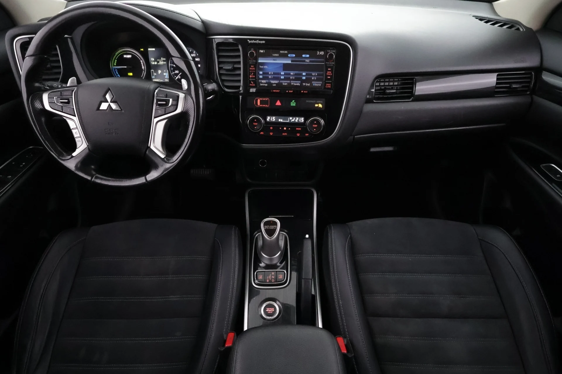 Car Image - 4Ym8lT3vHlbhAoj3nLgusf