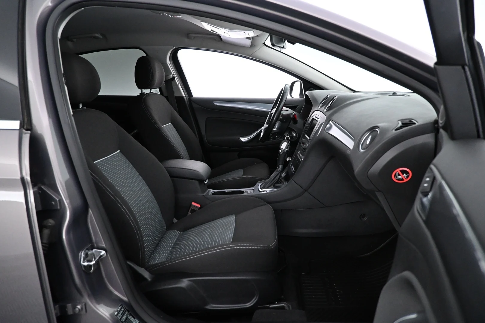 Car Image - 7dFiVdkrv5Wwn1XruguqfK