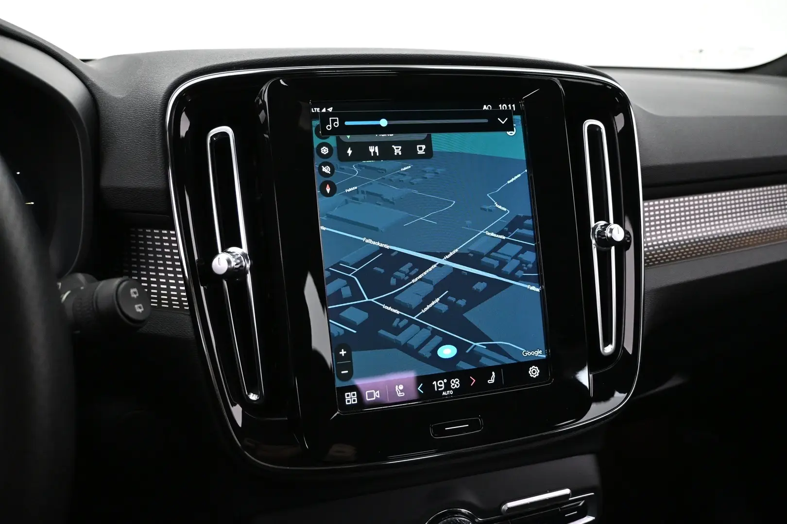 Car Image - 40C4E9Zyb04wqDXehTeDHY