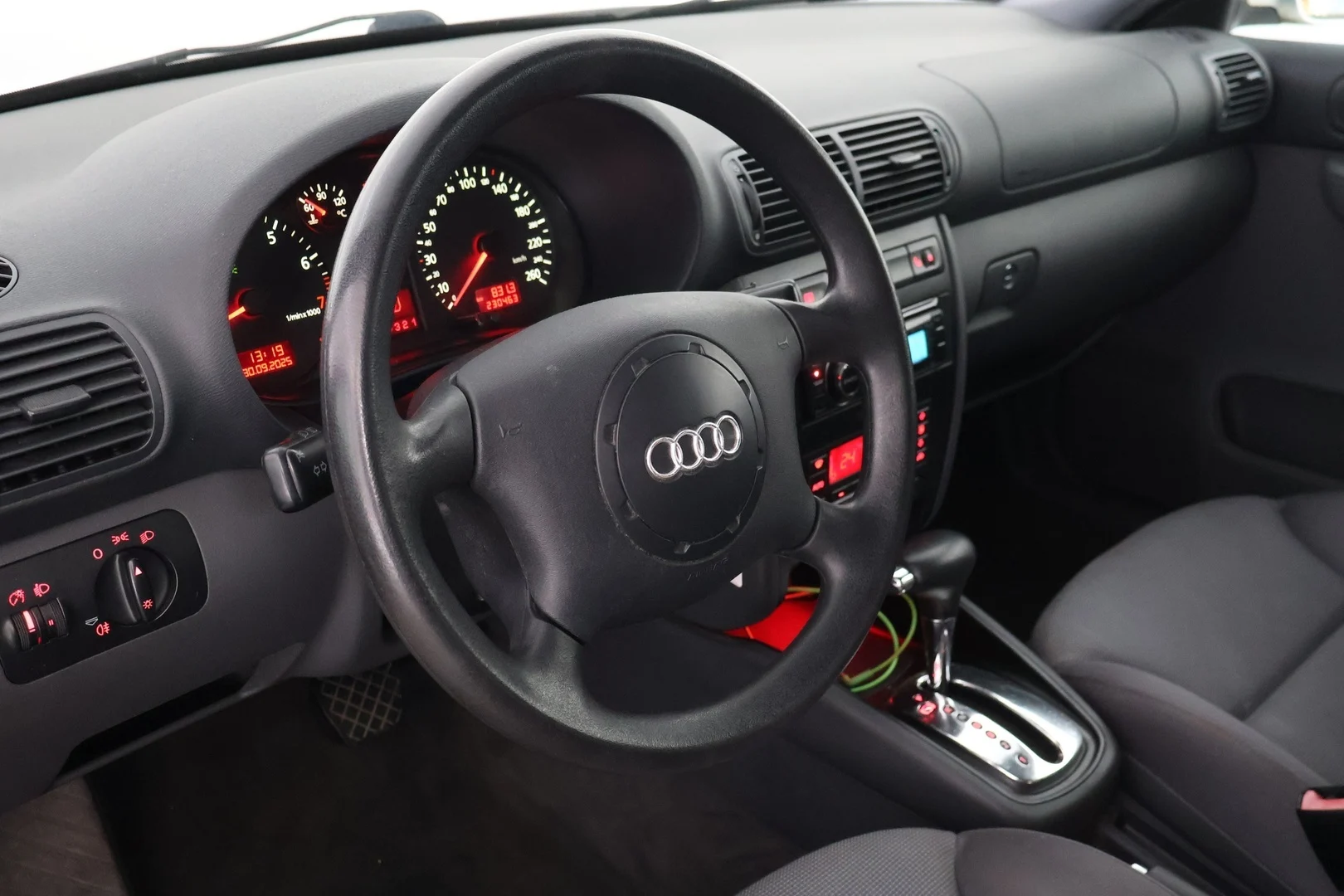 Car Image - 011Ou8nDxh6KPF6jEnvbY3