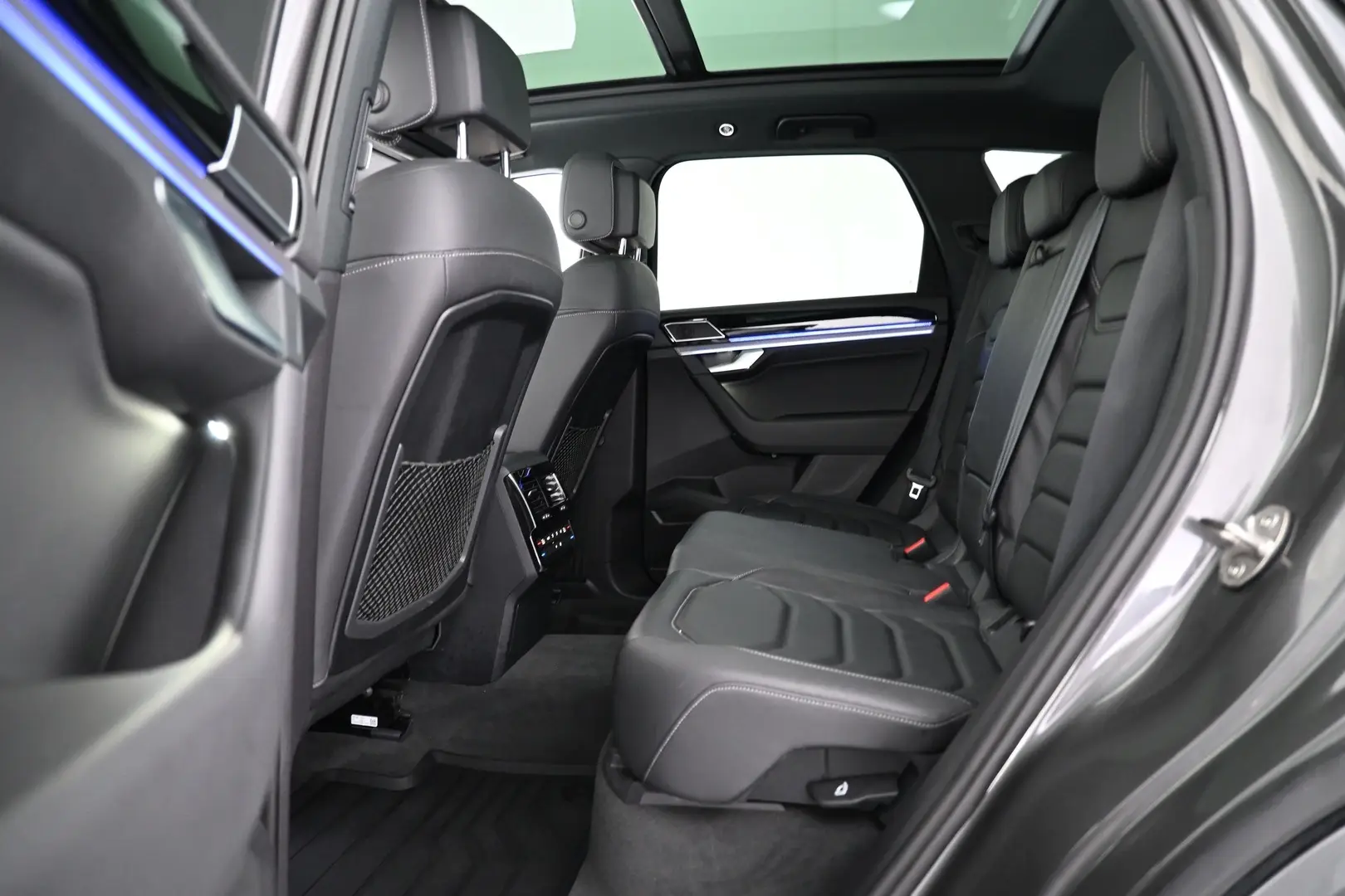 Car Image - 5HhXgHx9a5LYbG4SrZzFHv