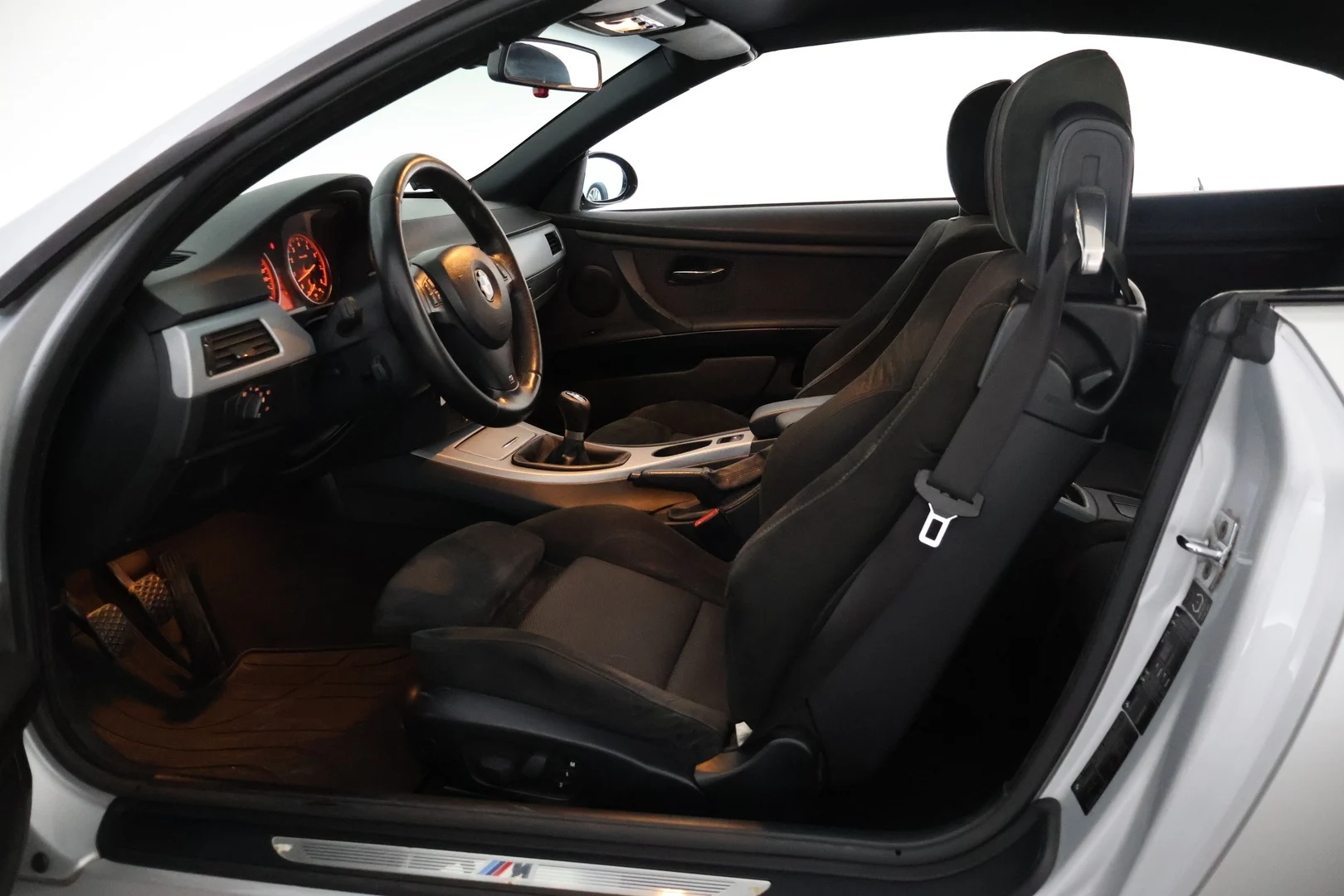 Car Image - 1emrEBFwvZdZPS3SjxkNB5