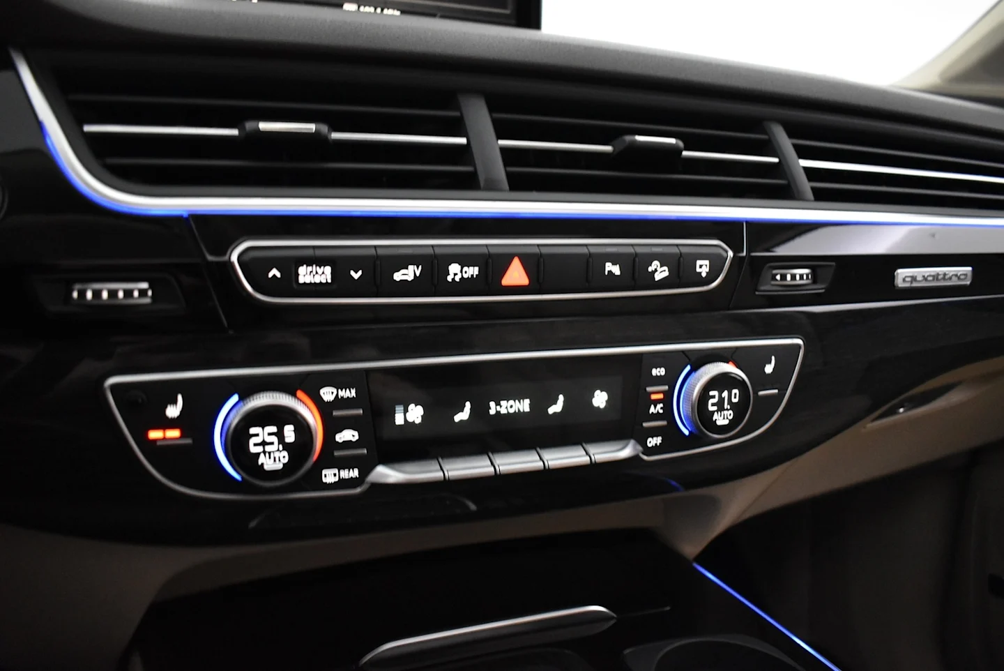Car Image - 5I8GoADA6Mkjf5BCD6We8O