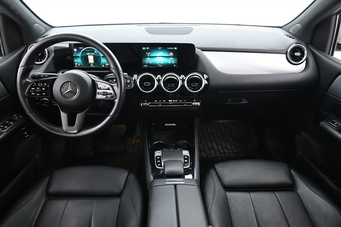 Car Image - 72SiMMMRnN2nx9rFxAZaEW