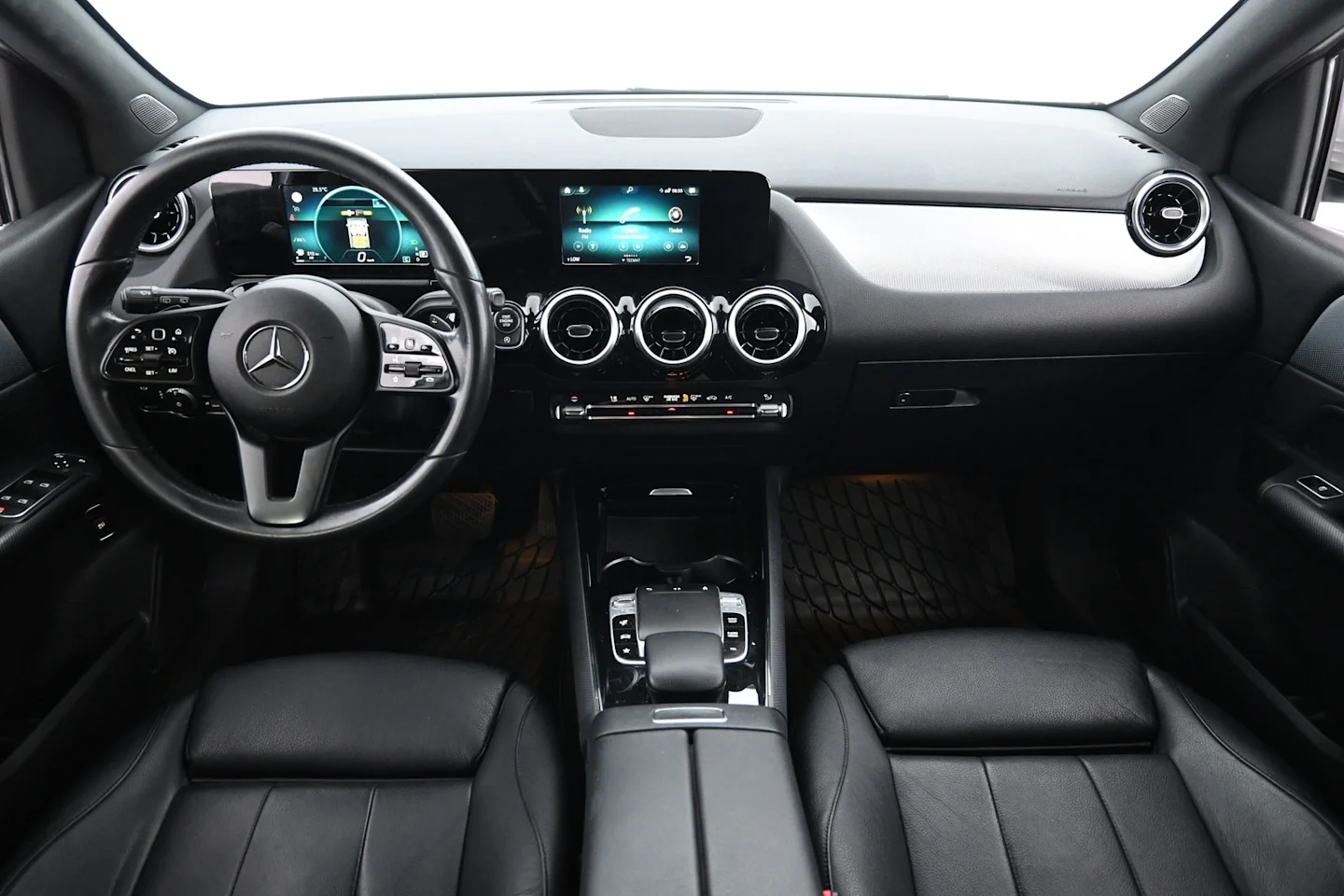 Car Image - 72SiMMMRnN2nx9rFxAZaEW