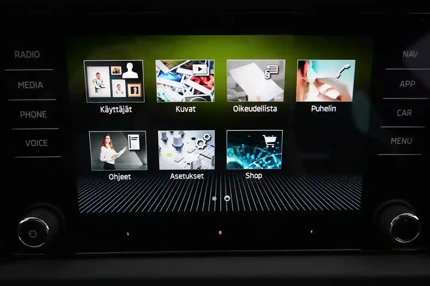 Car Image - 5Q7TPXnHgjJXTB5Whzotox
