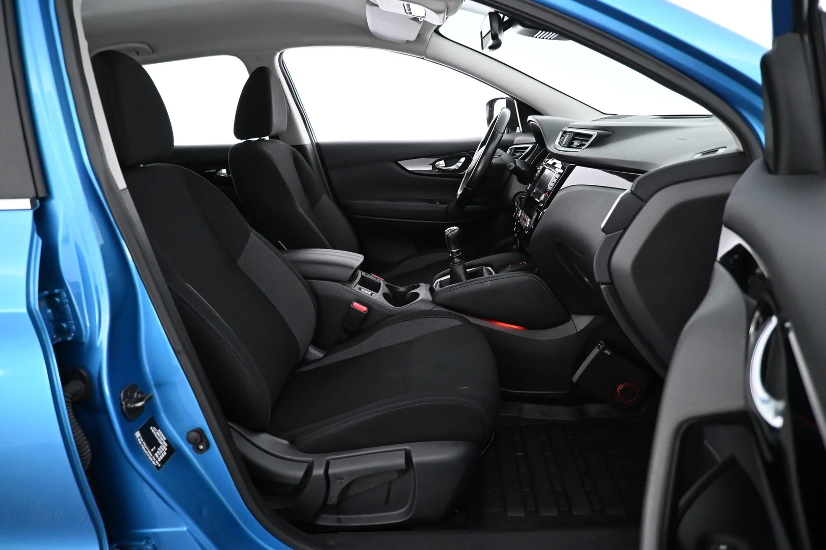 Car Image - NB9ER67XeQs2ujXOfAxdp