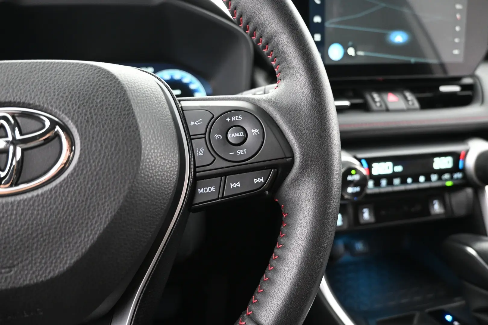 Car Image - 6I3IPIa9EkpTnVoAEVYi0N