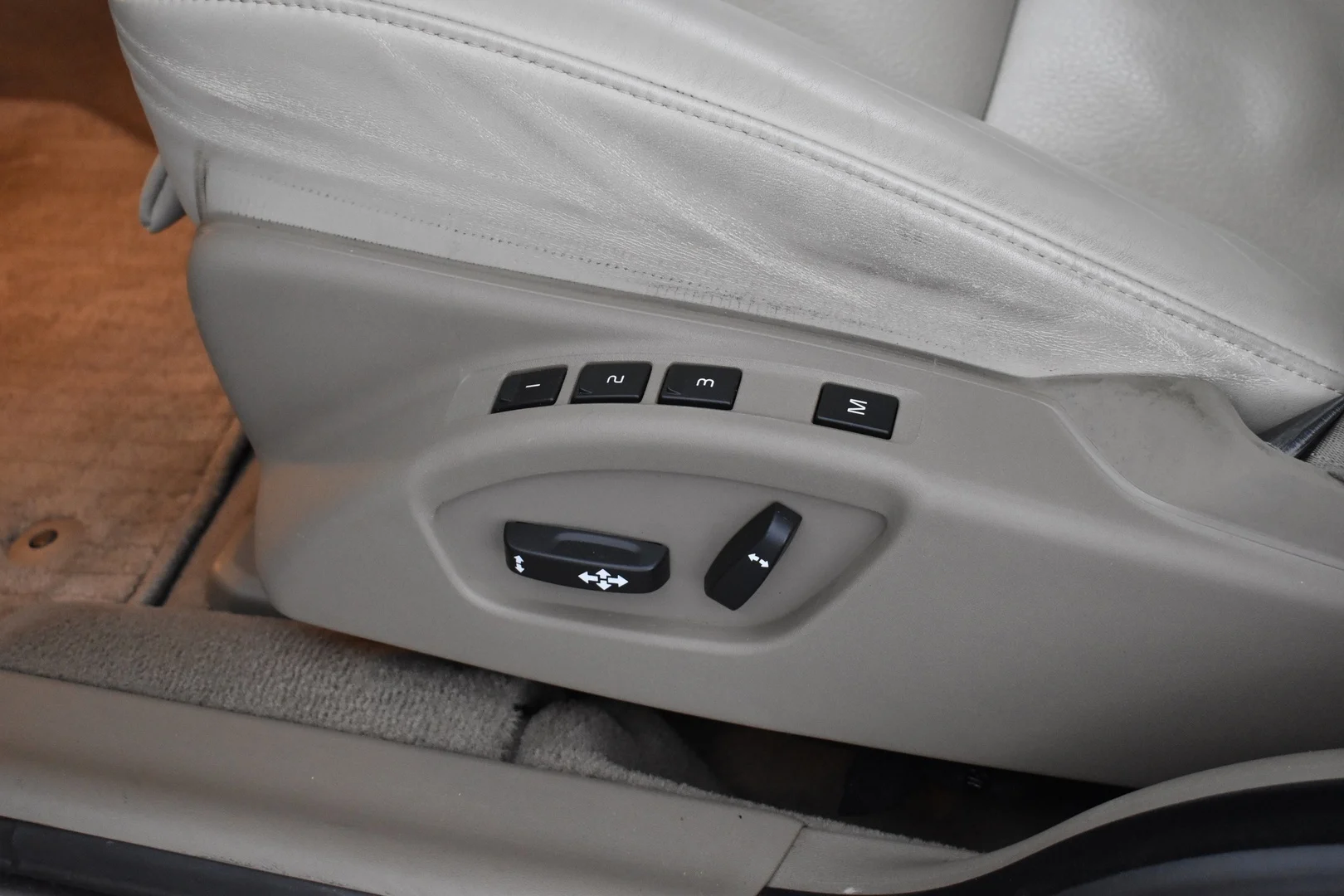 Car Image - 5WSsQpBFOmo0KixaMVqrlr