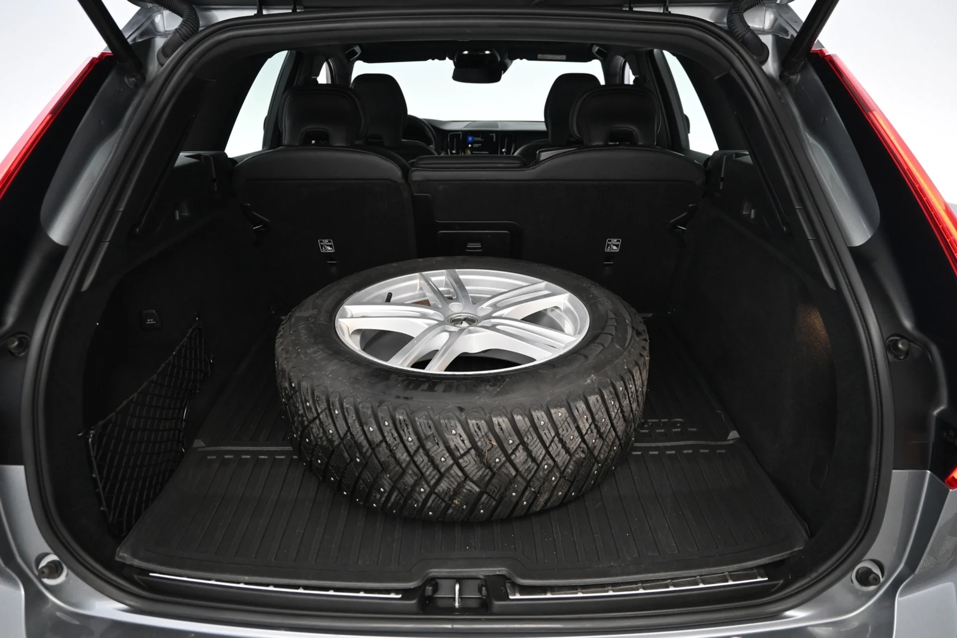 Car Image - 4tec2lJT3RM8OAqE5lUYWH