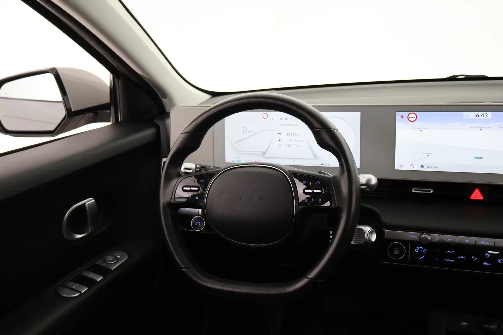 Car Image - 7F1nyAcoVd5ydqUq8I9G6S