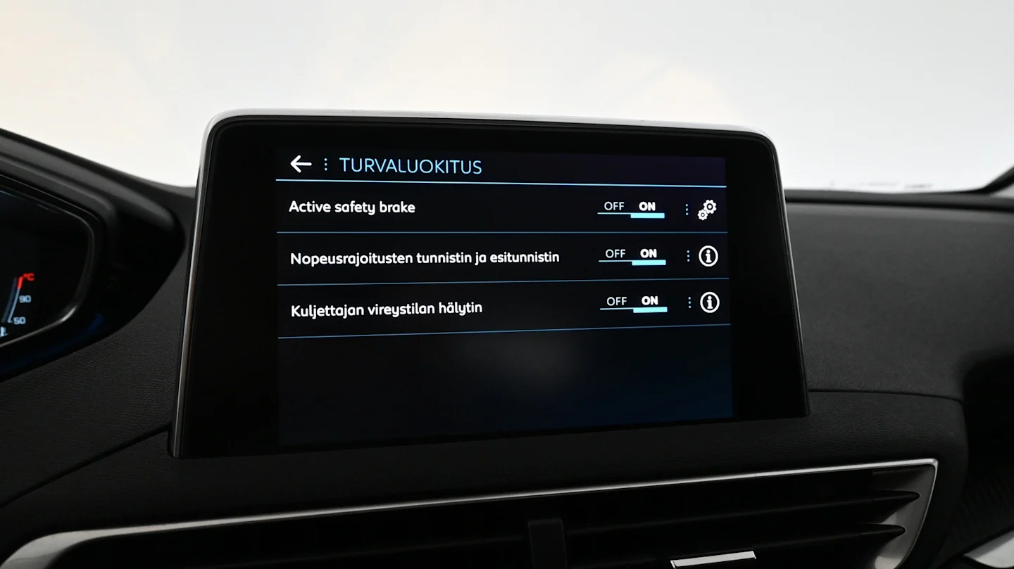 Car Image - 4ZQe2mzEq3YhB10Mxc7mvJ