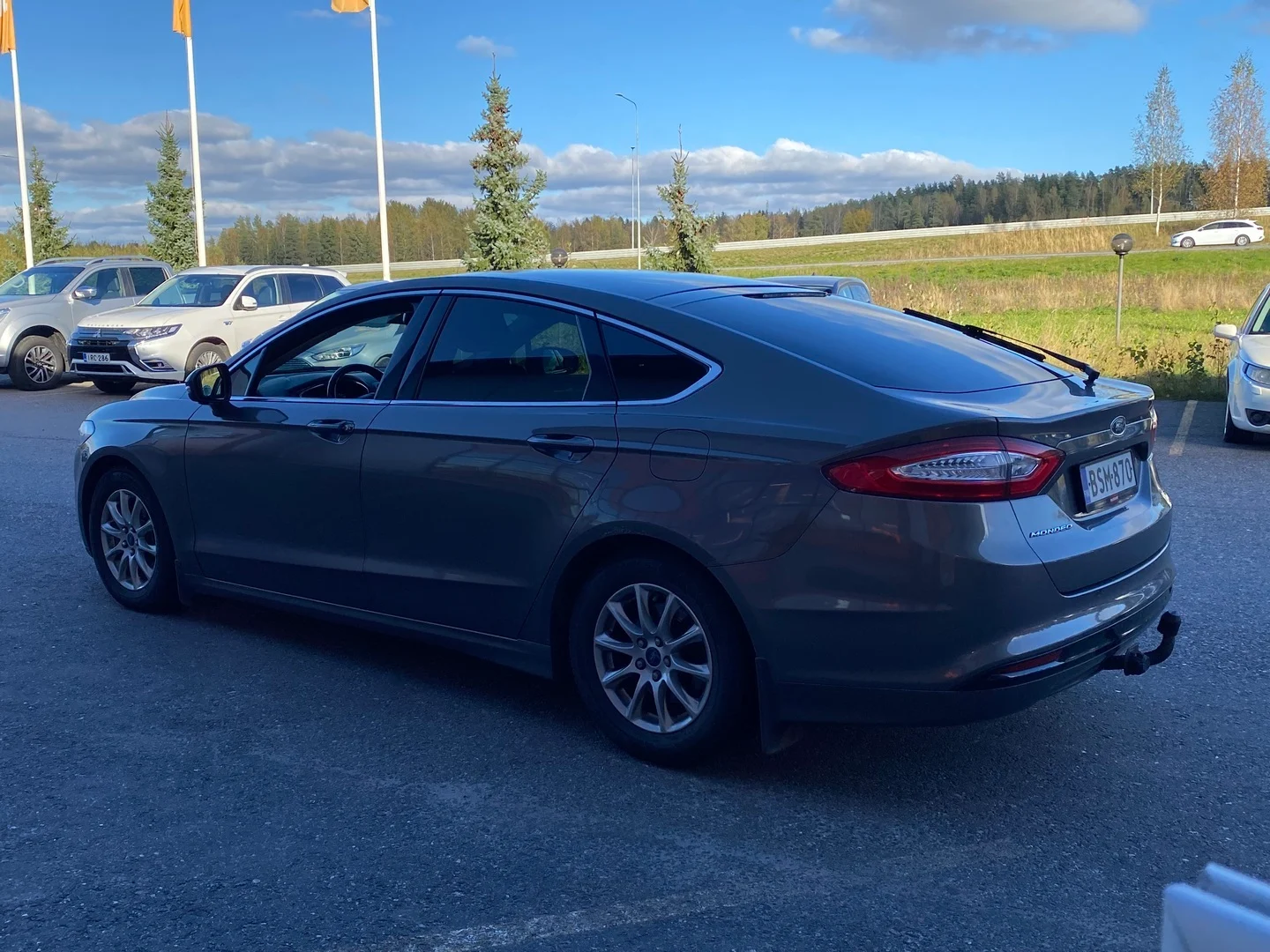 Car Image - 23caMzdLTNhEG0d0L4iAxU