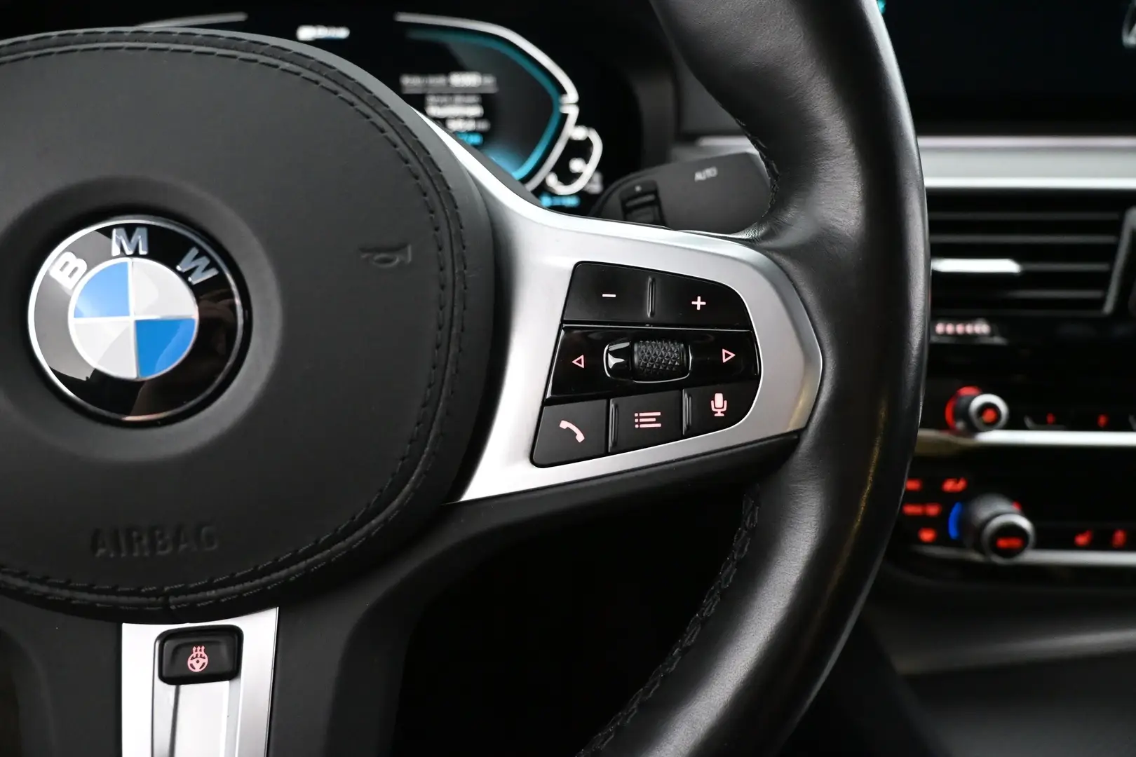 Car Image - fOGEC1PPaGsTqIo5r3OB4