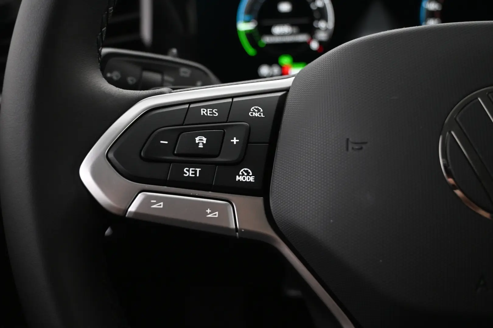Car Image - 3Tc17S9oCoygshzjNyVB7z