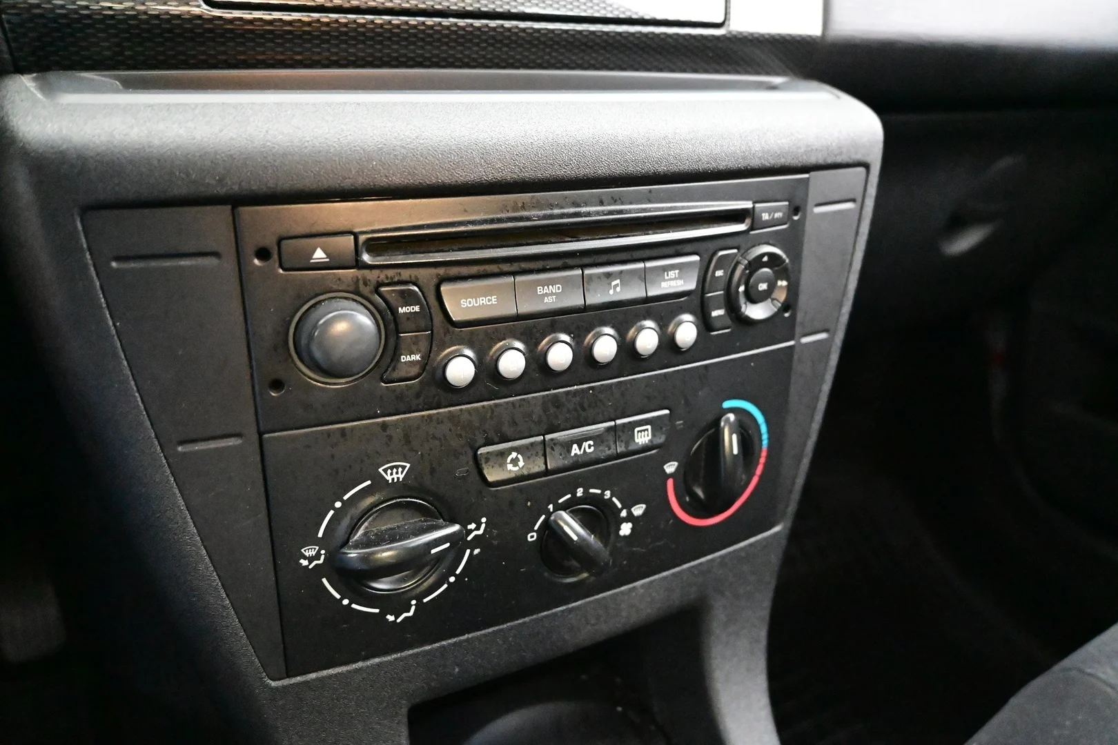 Car Image - 52osGPQtHWCT2QFKkTJSFJ