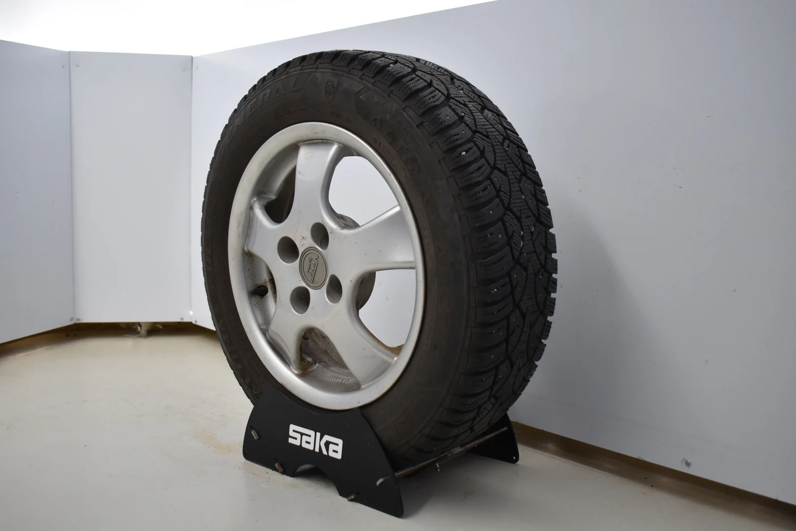 Car Image - 7CDZ7gwWPmQg9VDmg7qbkd