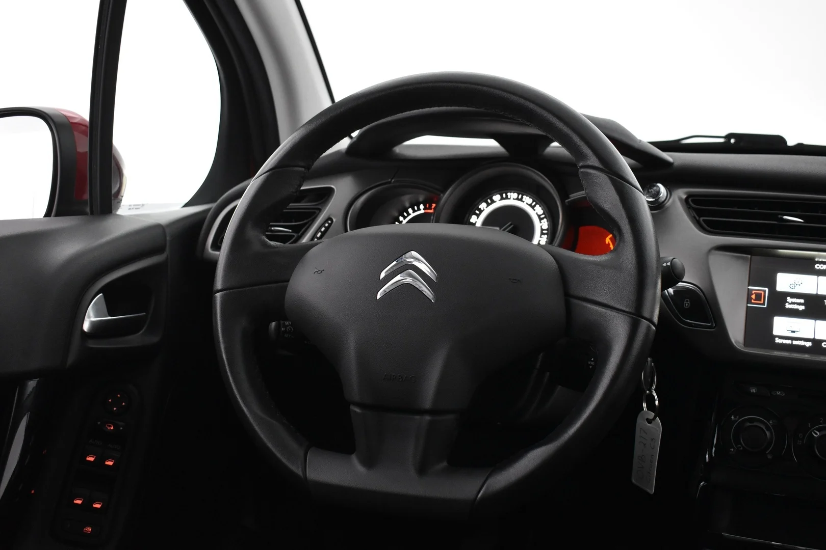 Car Image - 7wF0M4WFVM83BIVO219Uye