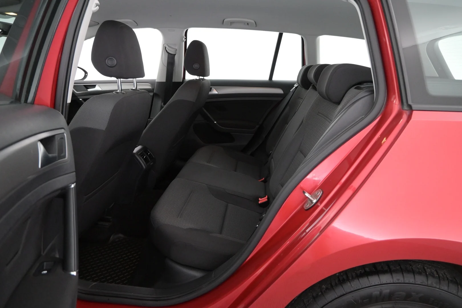 Car Image - 2W6ku3KvjtGRRoHnTDhS20
