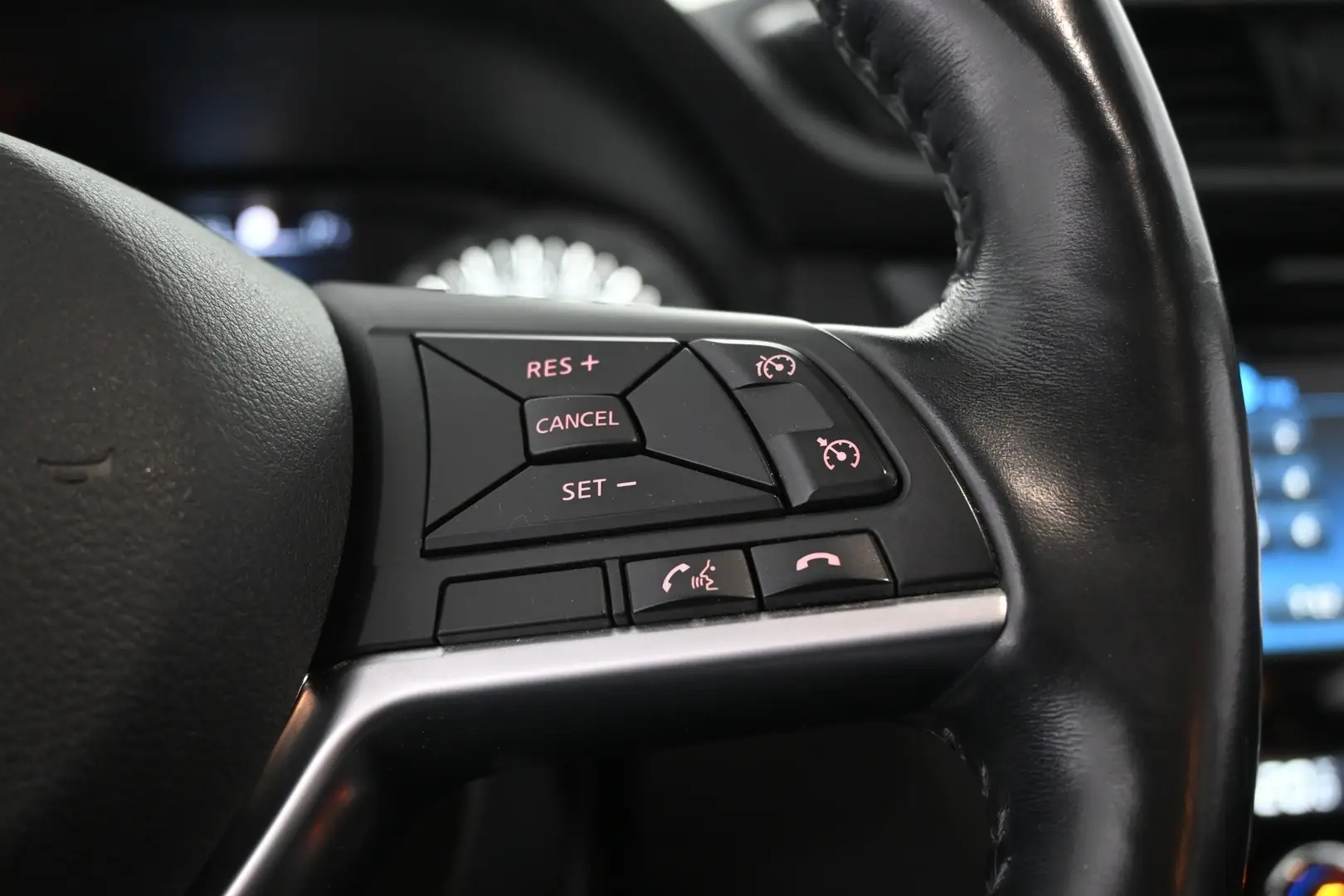 Car Image - 6HQPVq4ZfPA44SUR1ucDZe