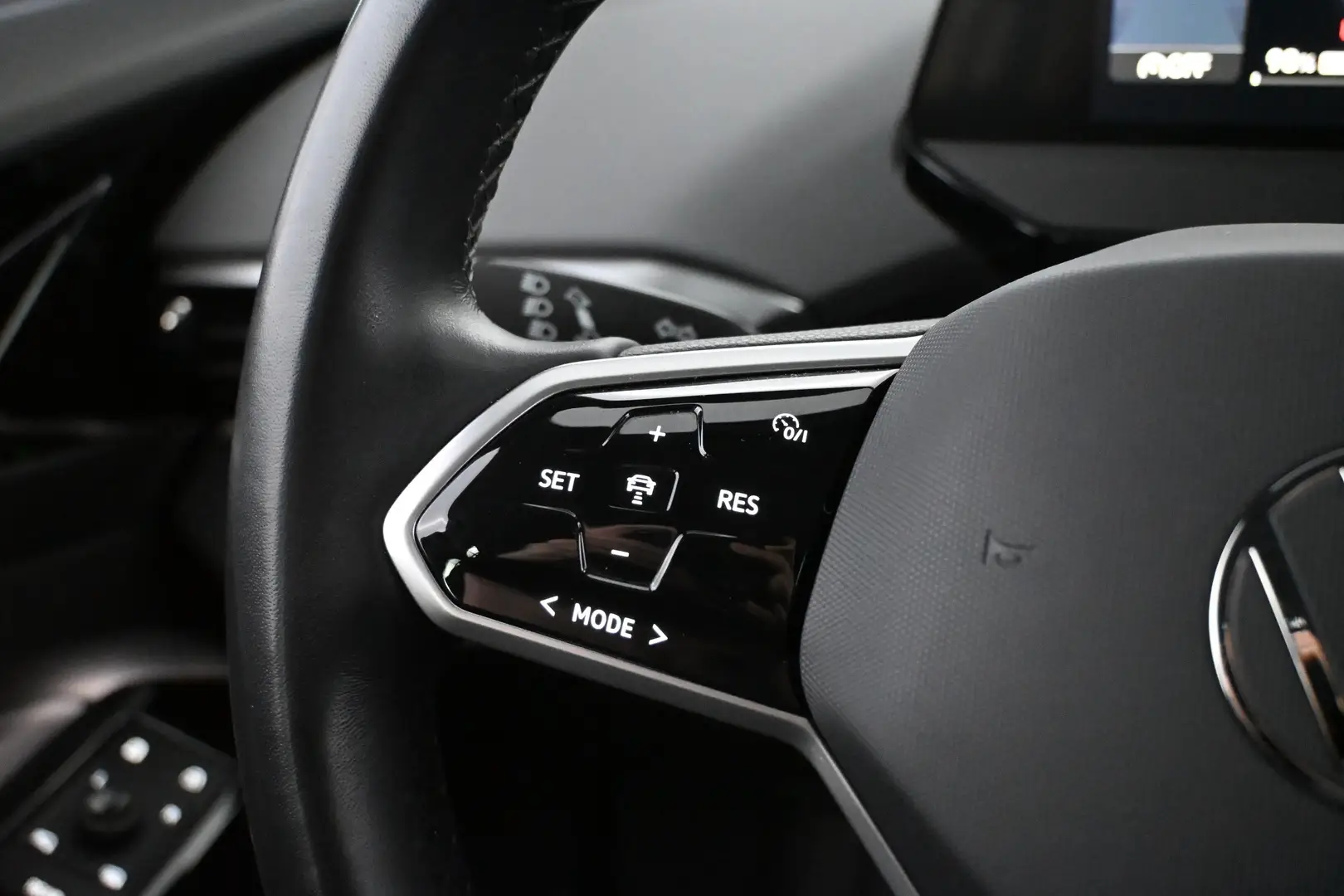 Car Image - IifRfHcYhJgsNF1g8aOOQ