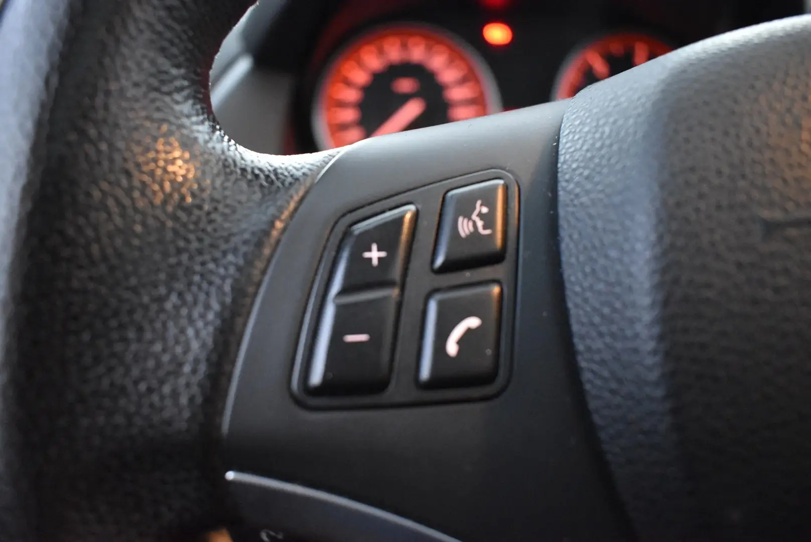 Car Image - 70RGNvfYbL75hQIssHms68