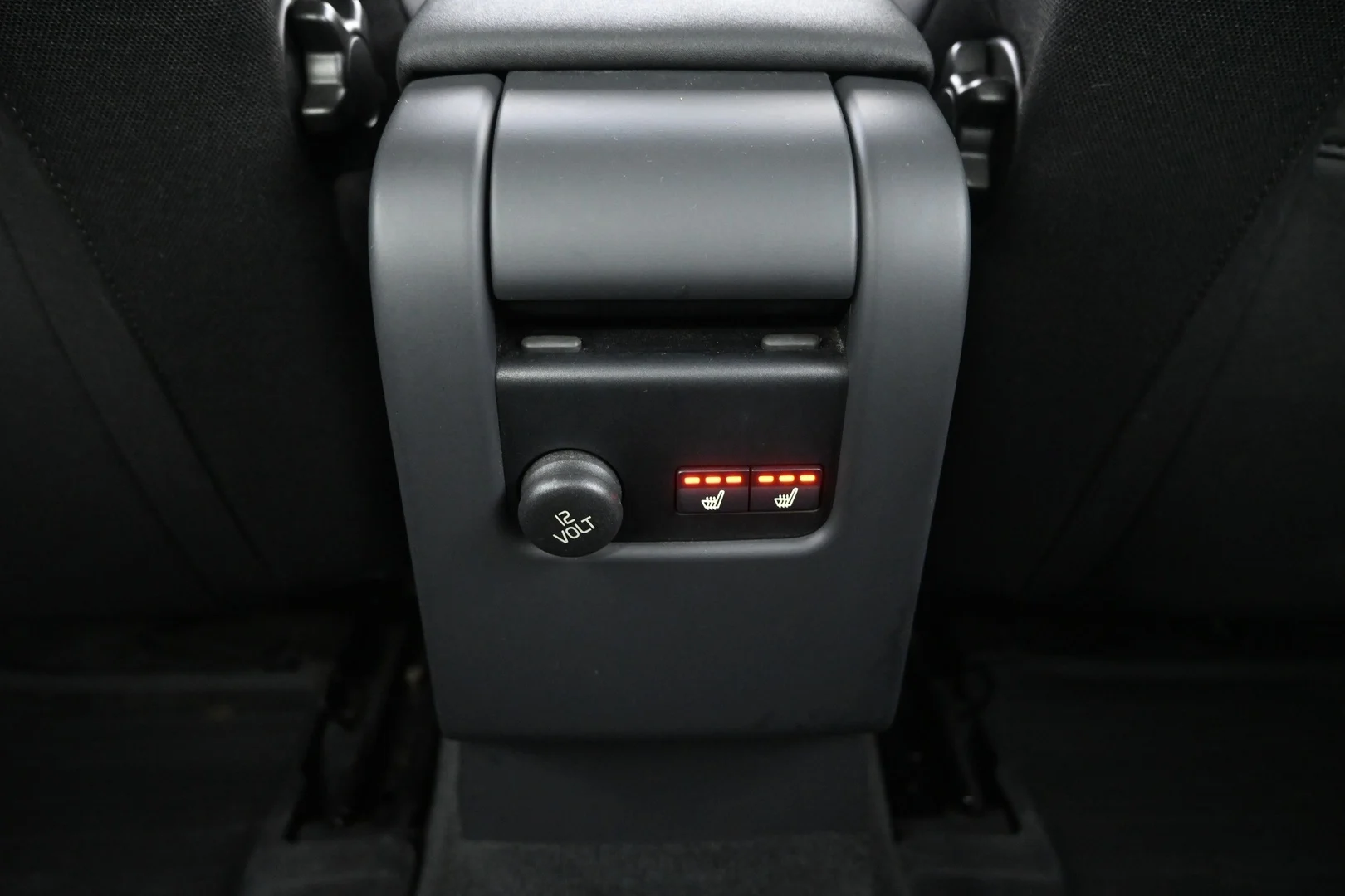 Car Image - 2UYSJpSJKP0AXBkHmSLTxv