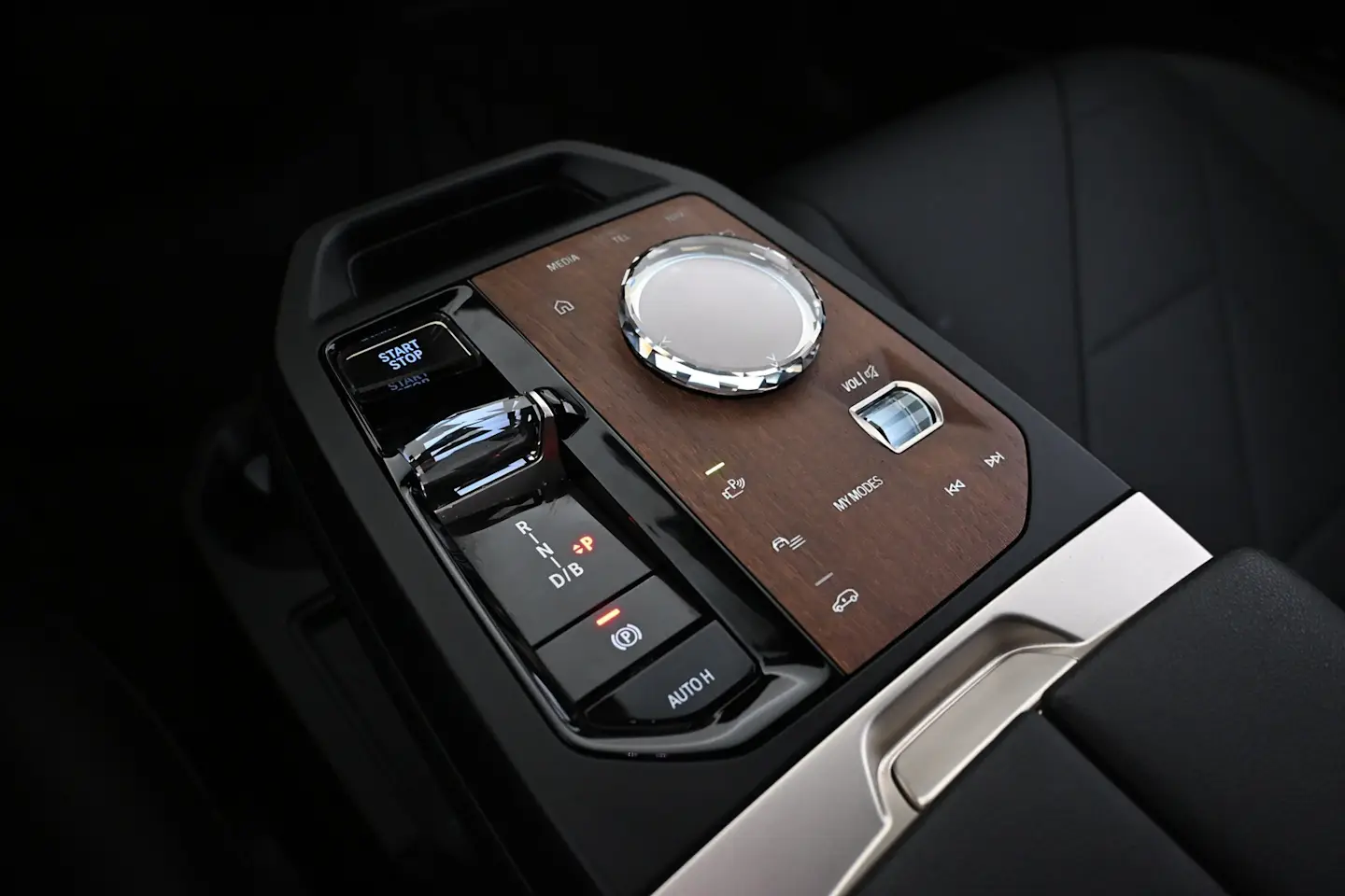 Car Image - 2IIB5GJQxsXedYSs4YZgZT