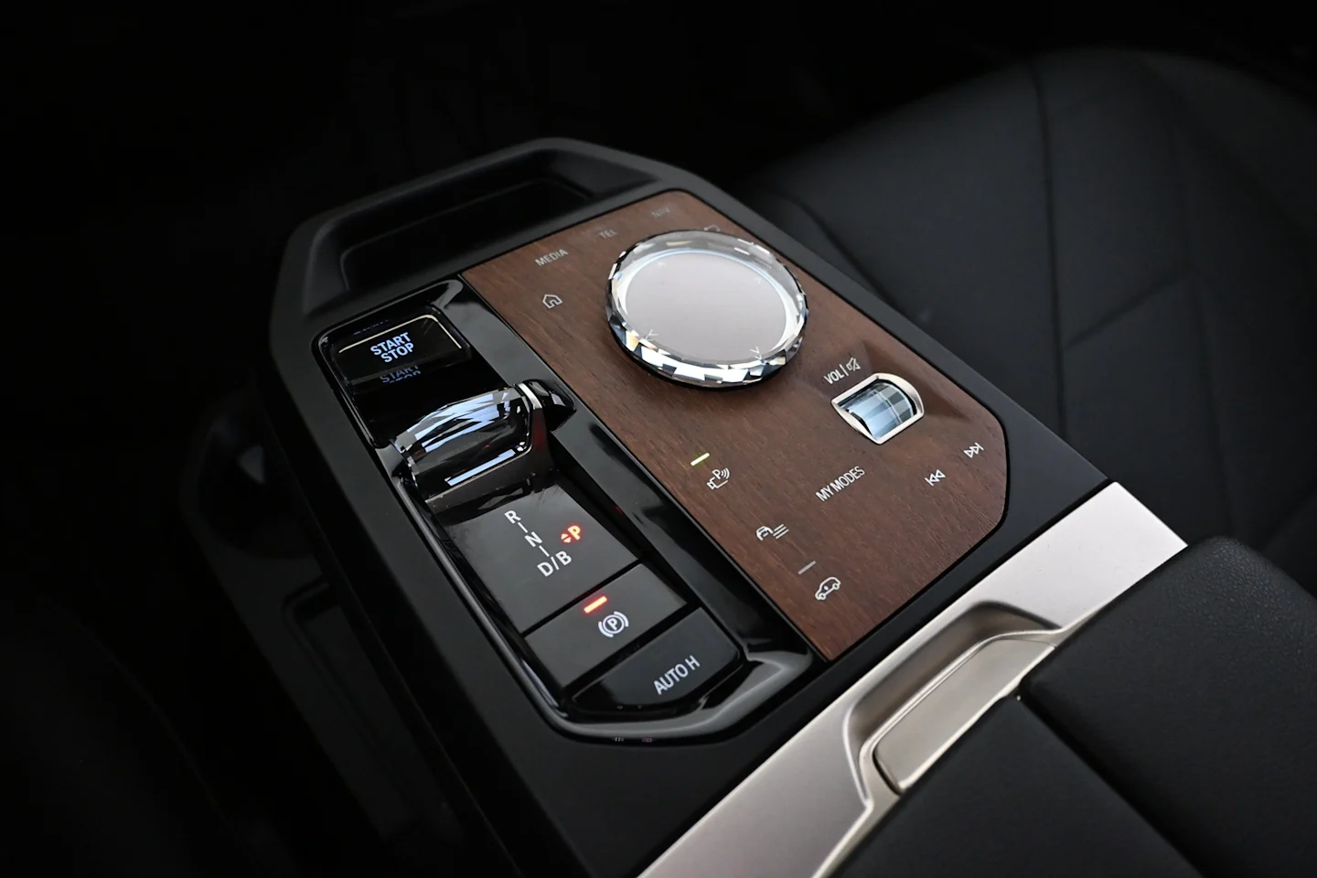 Car Image - 2IIB5GJQxsXedYSs4YZgZT