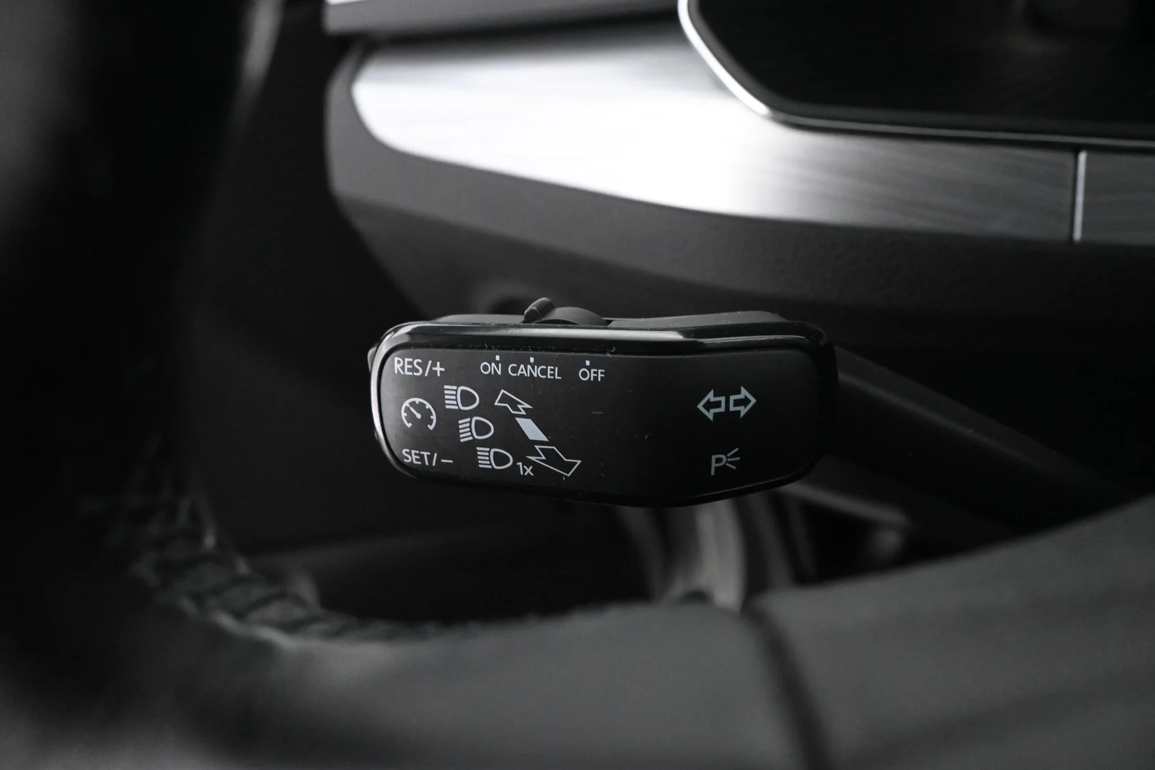 Car Image - 37uLGZlfg4mDXVQZo50t25