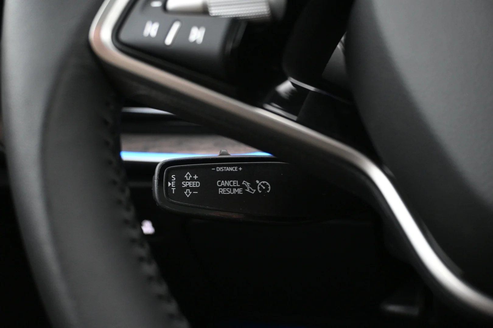 Car Image - 7CKPUnOqwCzmso83lH1ZK2