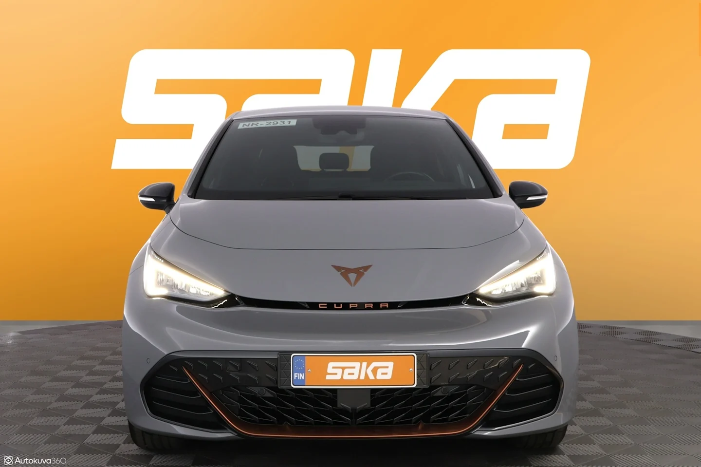Car Image - 2iZLuVenobhca79rTjjUND