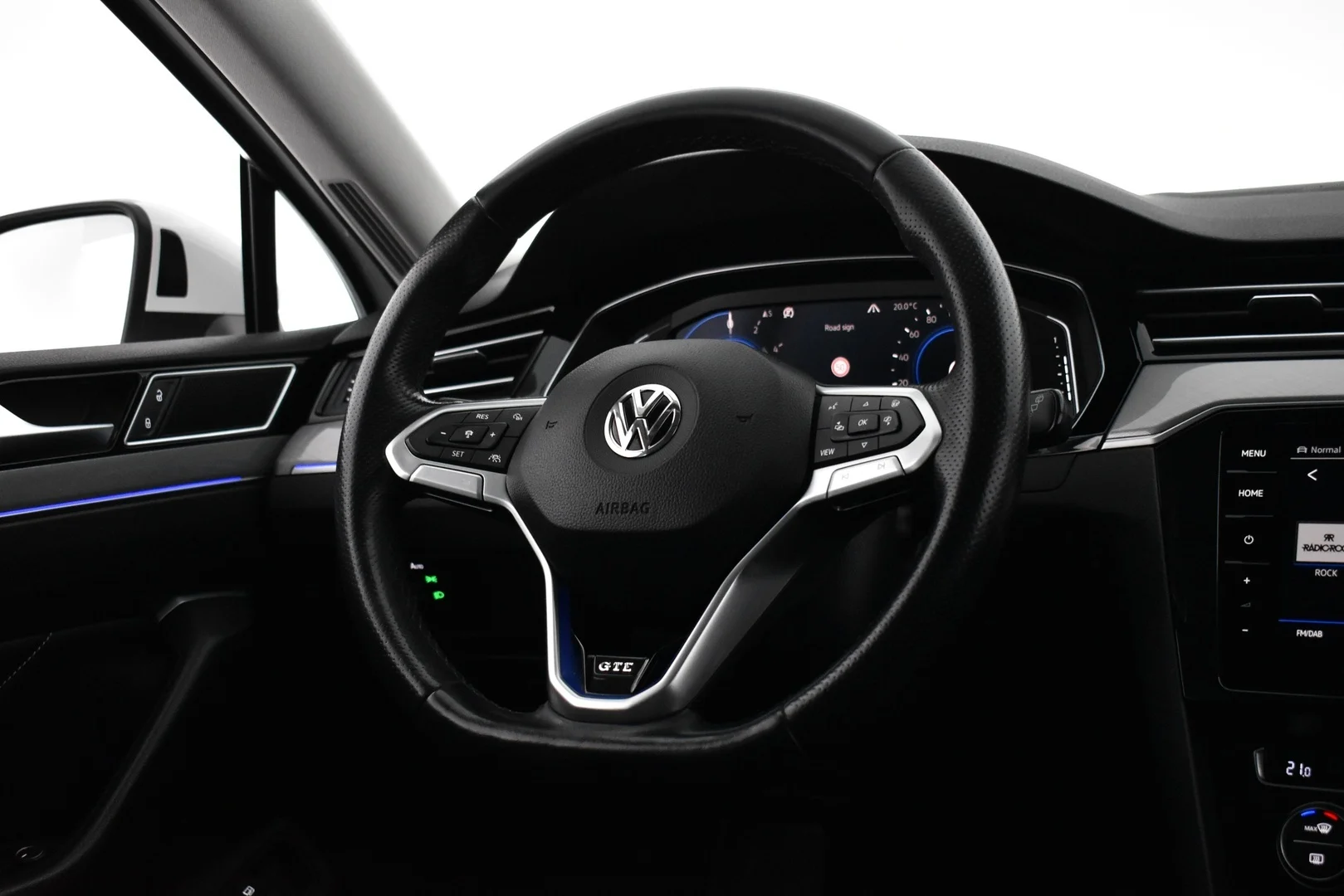 Car Image - 5yuLma4JKSUrlh88zR7KRW
