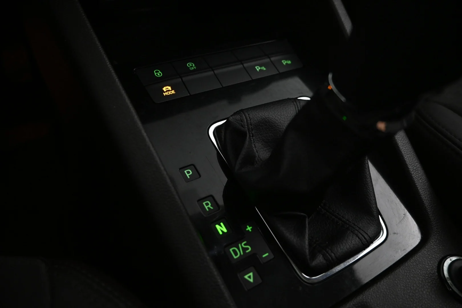 Car Image - 7wYgDlljM4K70Rgk8wYsQM
