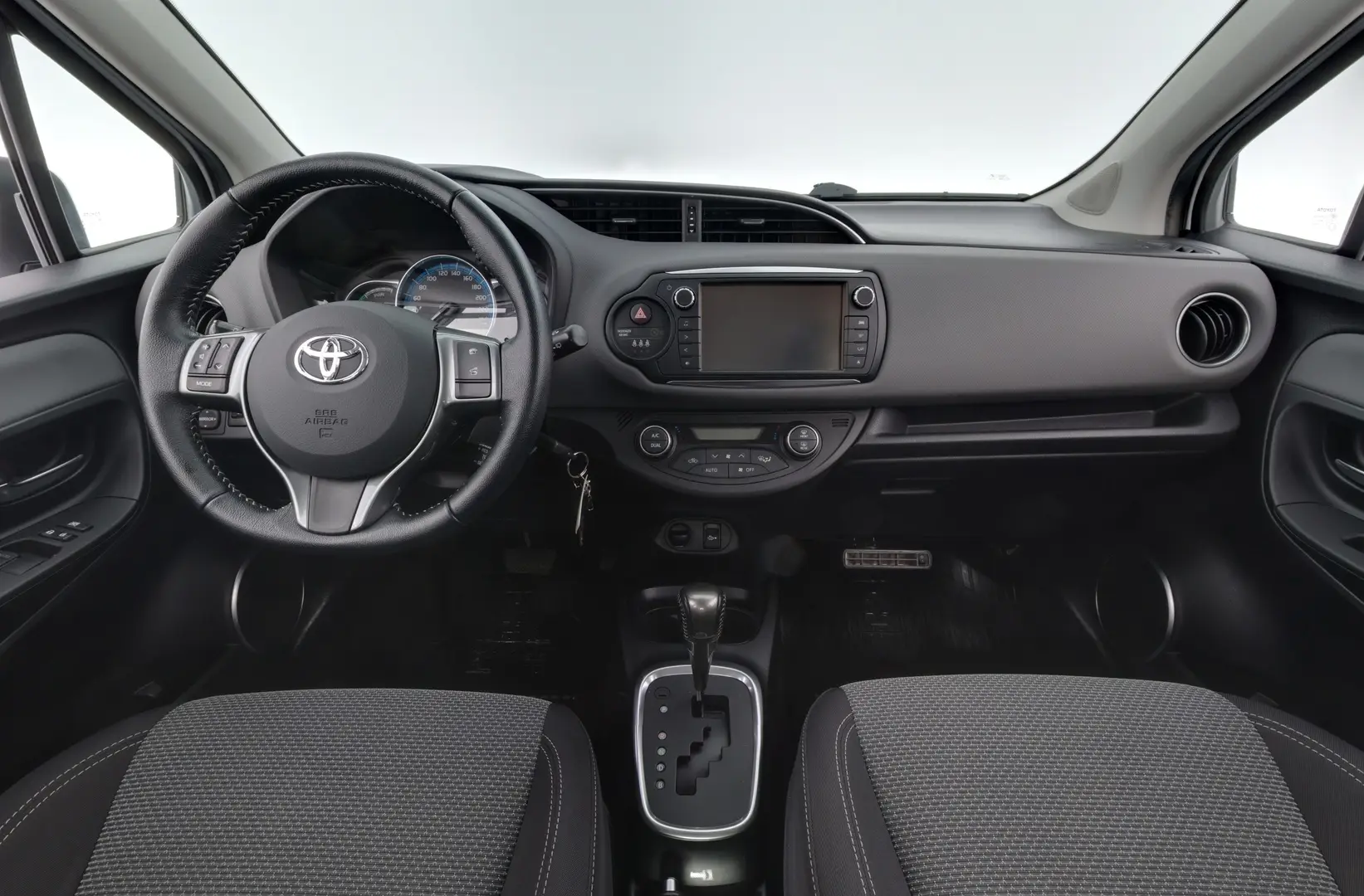 Car Image - 7Hv9gjzARlqtzPF3TknKdc