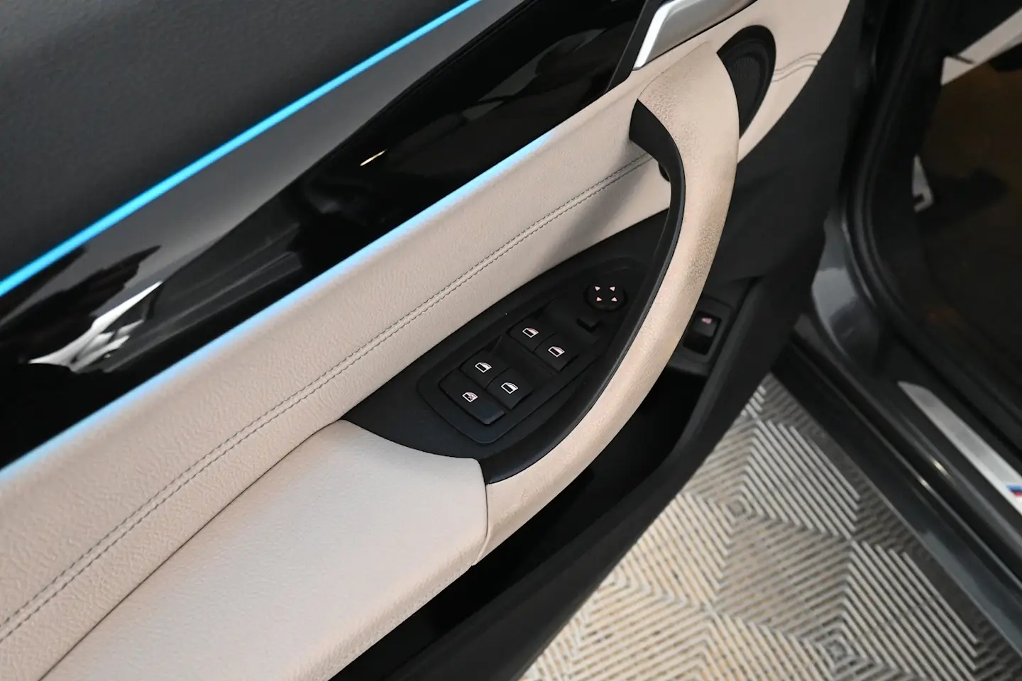 Car Image - 6vDZybSWBXJy0tQLudKRb0