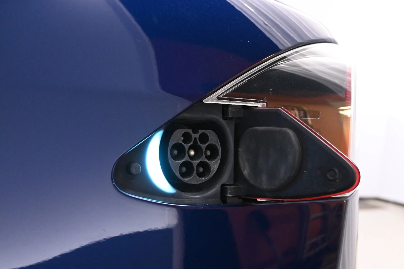 Car Image - 1AtTFjvHlYCrwVbiEaPdaI
