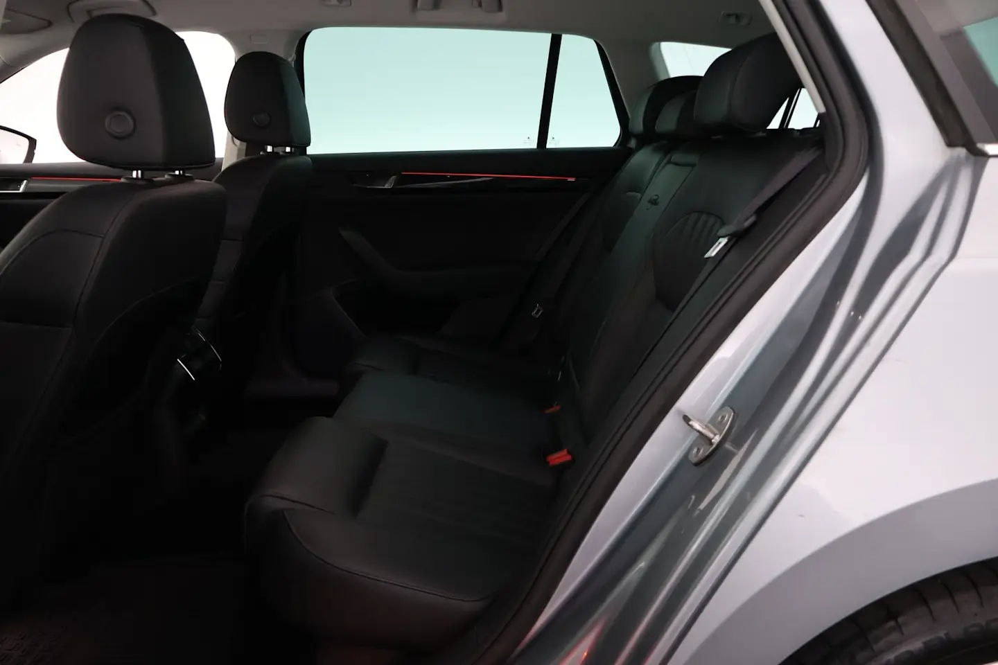 Car Image - 4VVKlp7bSOTqIcOg9SR6VU