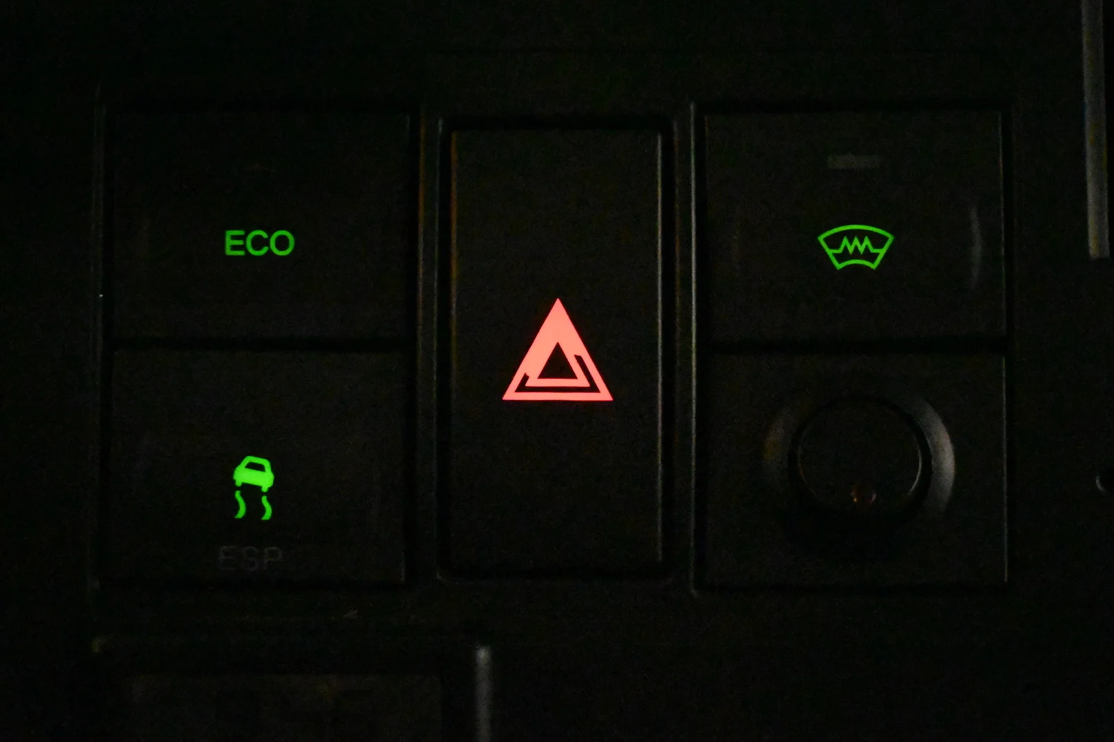 Car Image - 4xcEaGzr969CRLBrUPwbaN